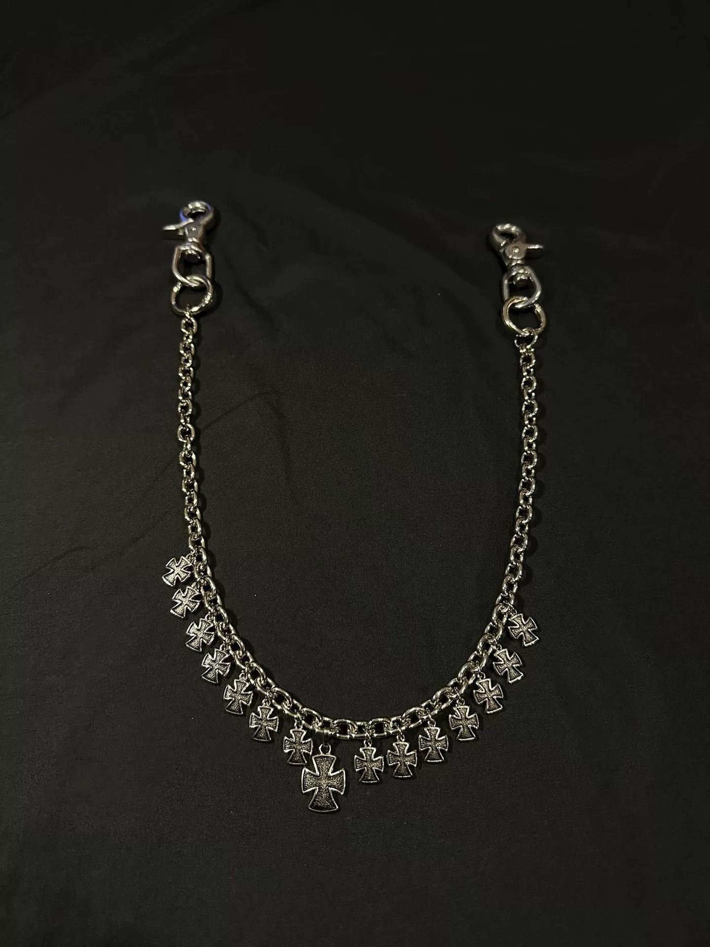 Vintage Vintage 90s Silver Cross Pants Chain Size ONE SIZE - 1 Thumbnail