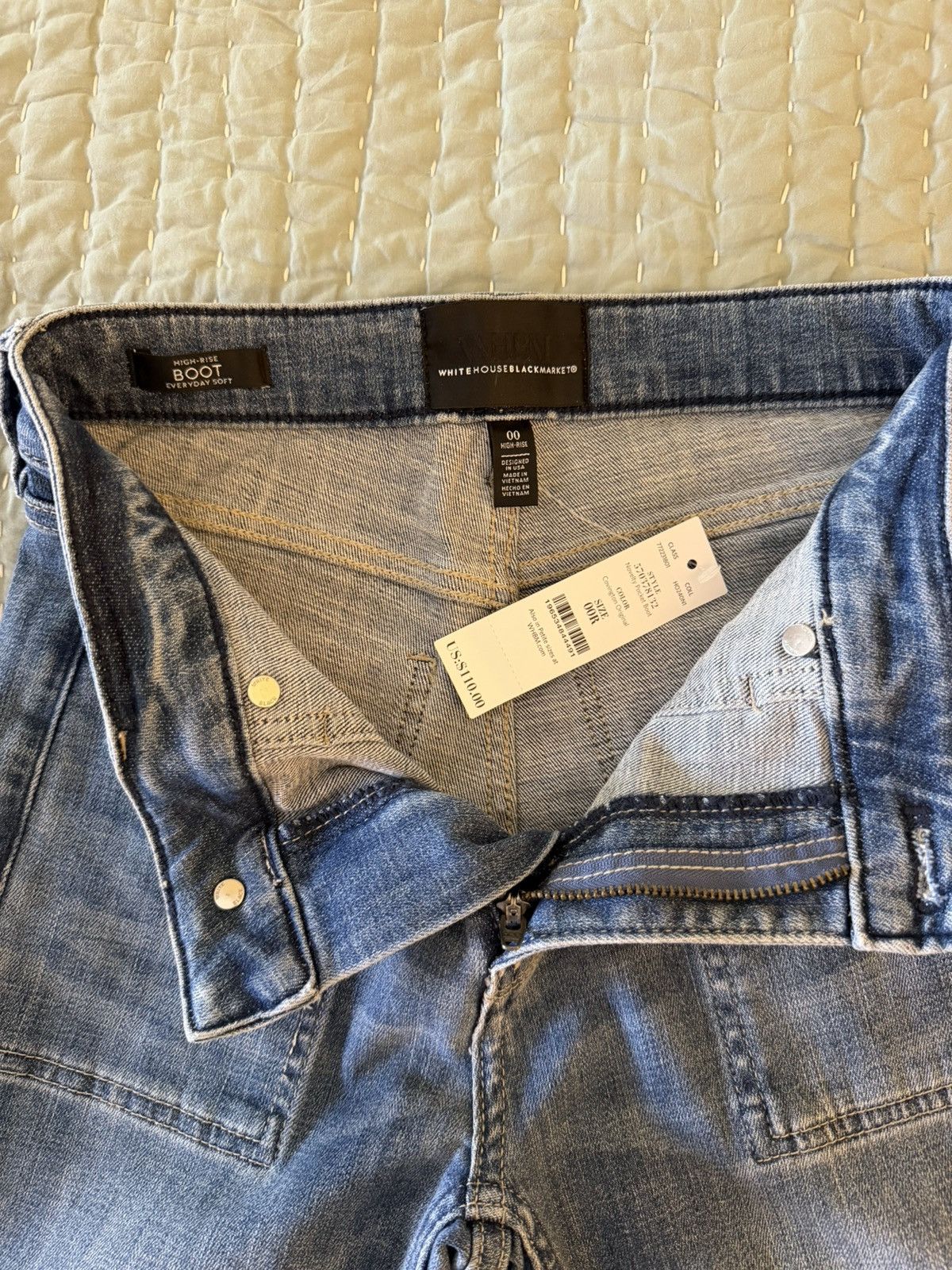 White House Black Market White House Black Market High-Rise Boot Cut Jeans 00R - NWT Size 24" / US 00 / IT 34 - 3 Thumbnail