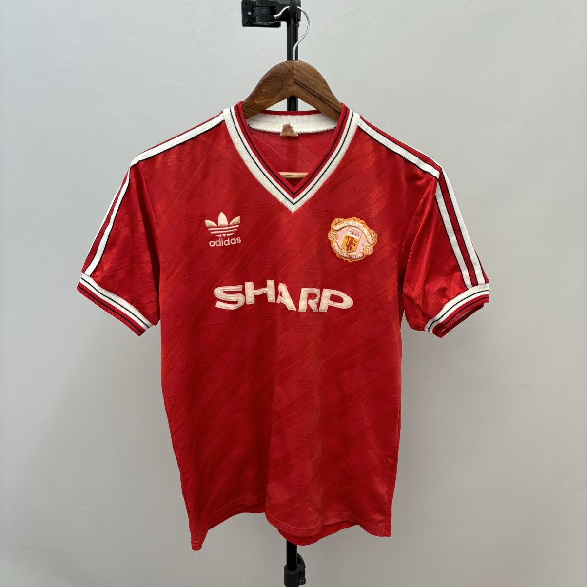 Adidas × Vintage Vintage 80’s Manchester United Jersey Football Club Soccer Size US S / EU 44-46 / 1 - 1 Thumbnail