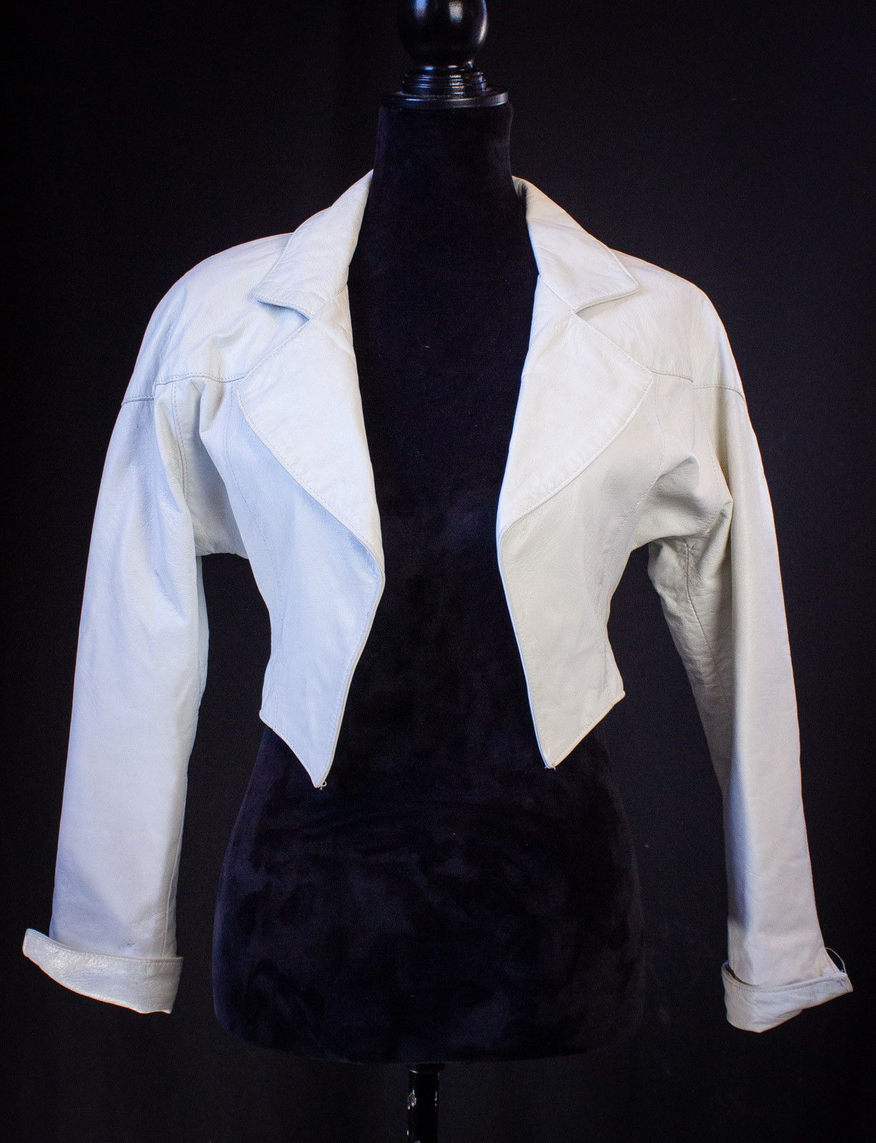 image of Vintage Dangerous Threads Cropped Leather Jacket 1980S in White, Women's (Size Small)