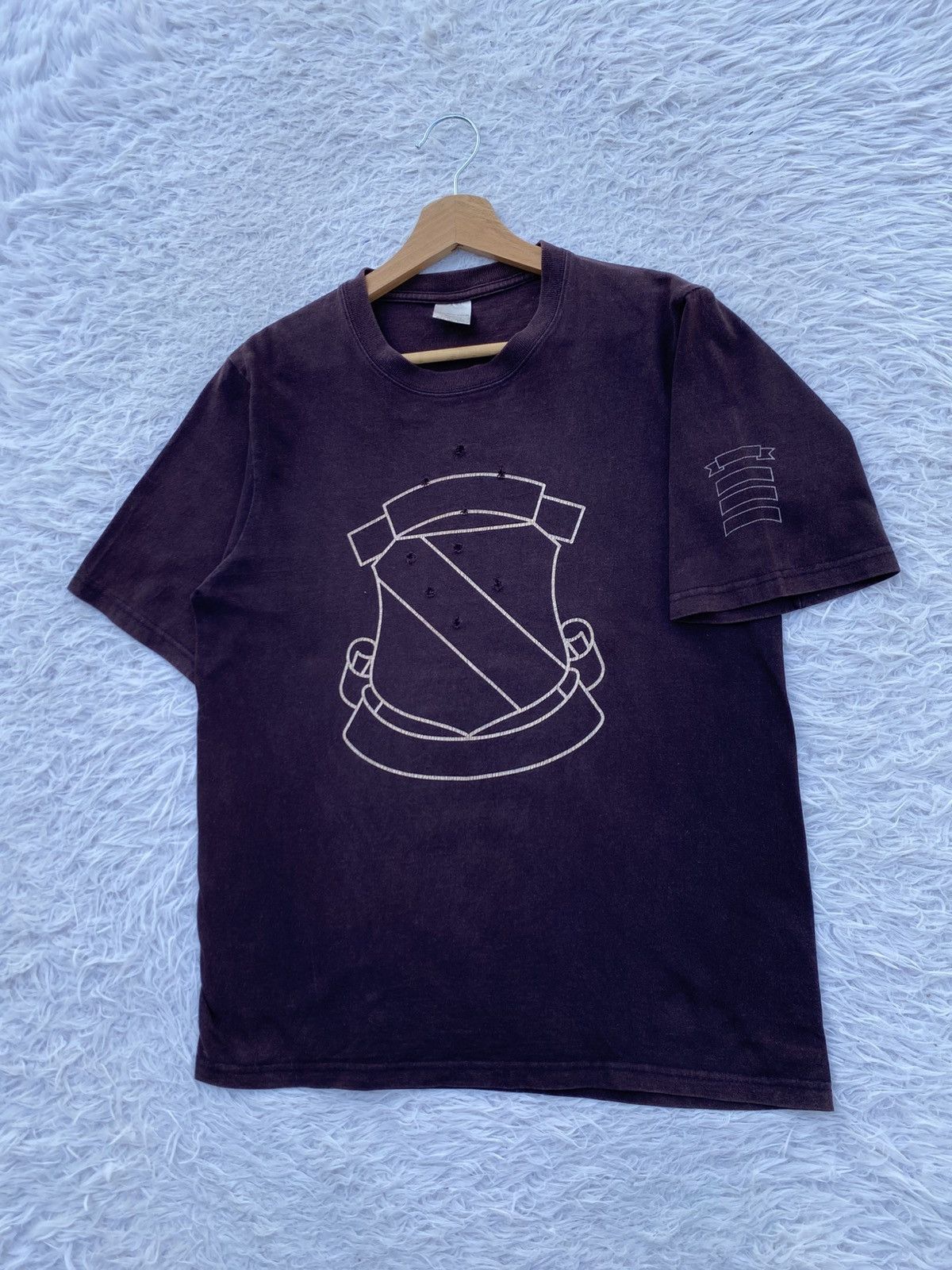 Japanese Brand Rare Vintage Shield Logo Inspired by Number Nine Tshirt Size US M / EU 48-50 / 2 - 4 Thumbnail