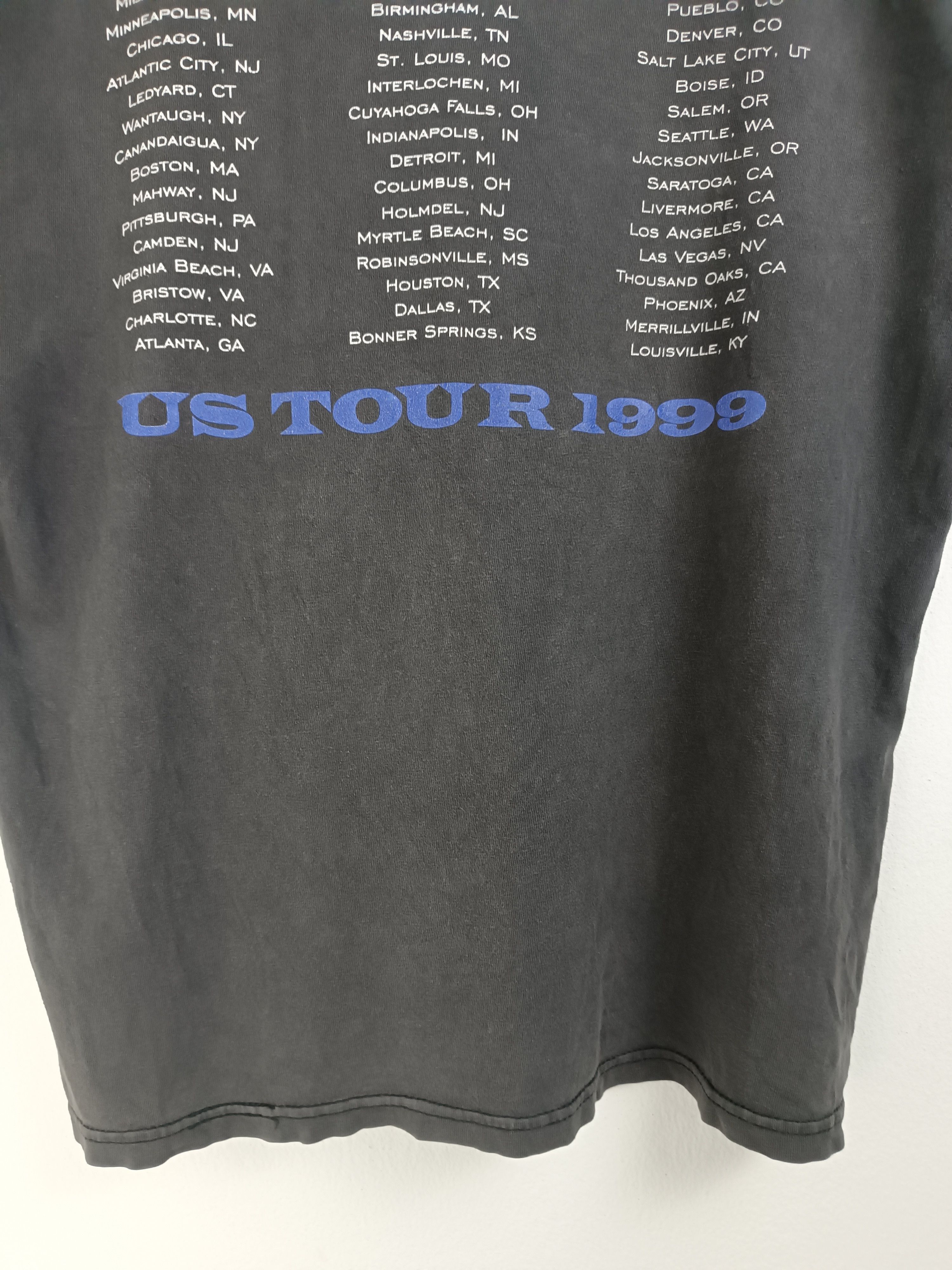 Vintage VINTAGE '99 CHICAGO US TOUR TEE eagles boston earth wind Size US L / EU 52-54 / 3 - 13 Thumbnail