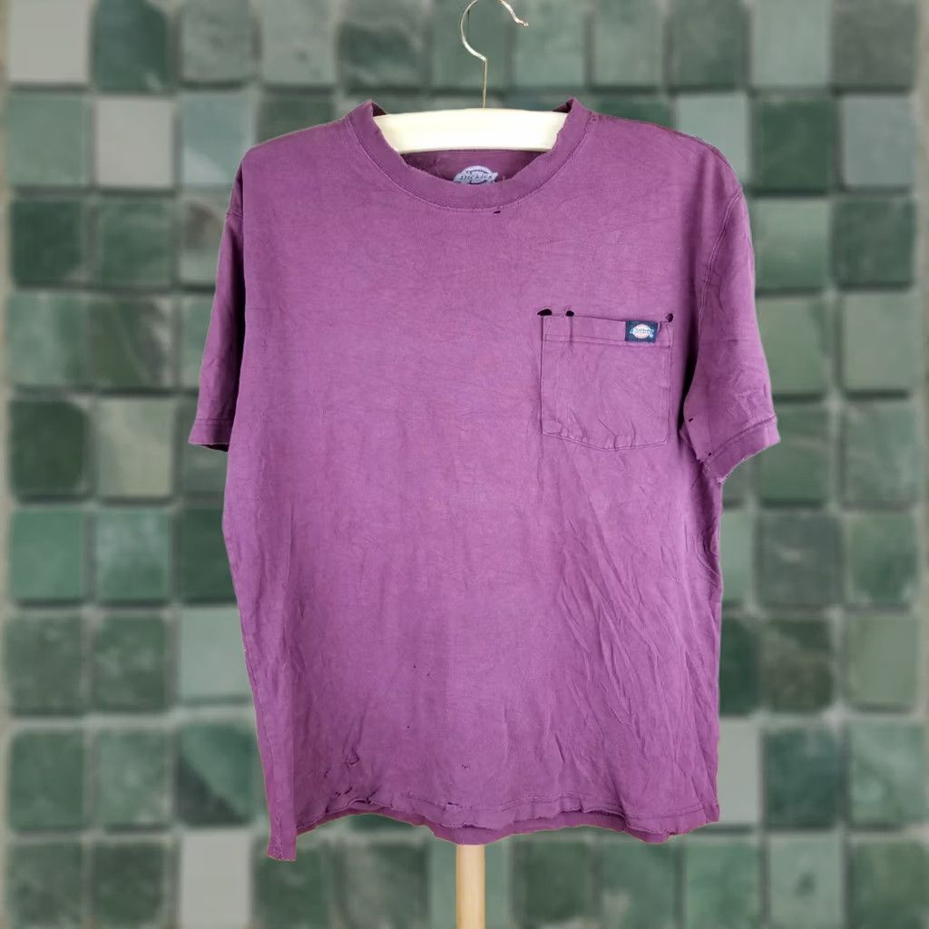 Dickies VINTAGE Y2K DICKIES T-SHIRT BURGUNDY SUN FADED ONE POCKET DISTRESSED TRASHED SZ MEDIUM MENS Size US M / EU 48-50 / 2 - 1 Thumbnail