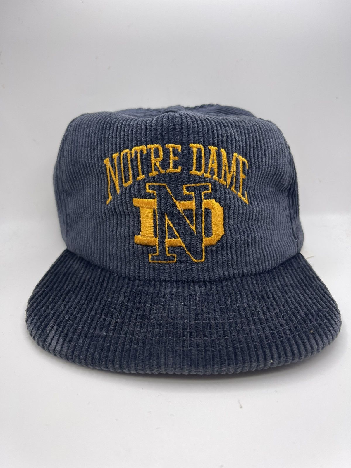 Vintage Notre Dame Image Collection Starter snapback hat NWT 90s