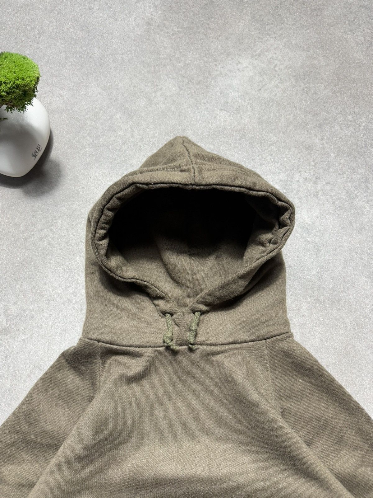 Vintage Boxy Cropped Fit Hoodie Unisex Made in italy streetwear Size US S / EU 44-46 / 1 - 3 Thumbnail
