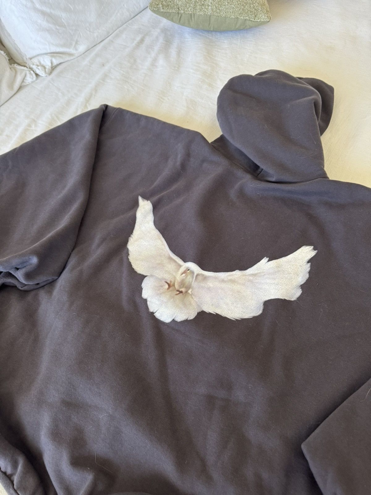 Balenciaga × Gap × Yeezy Yeezy Gap Balenciaga - Dove Hoodie Size US L / EU 52-54 / 3 - 7 Thumbnail