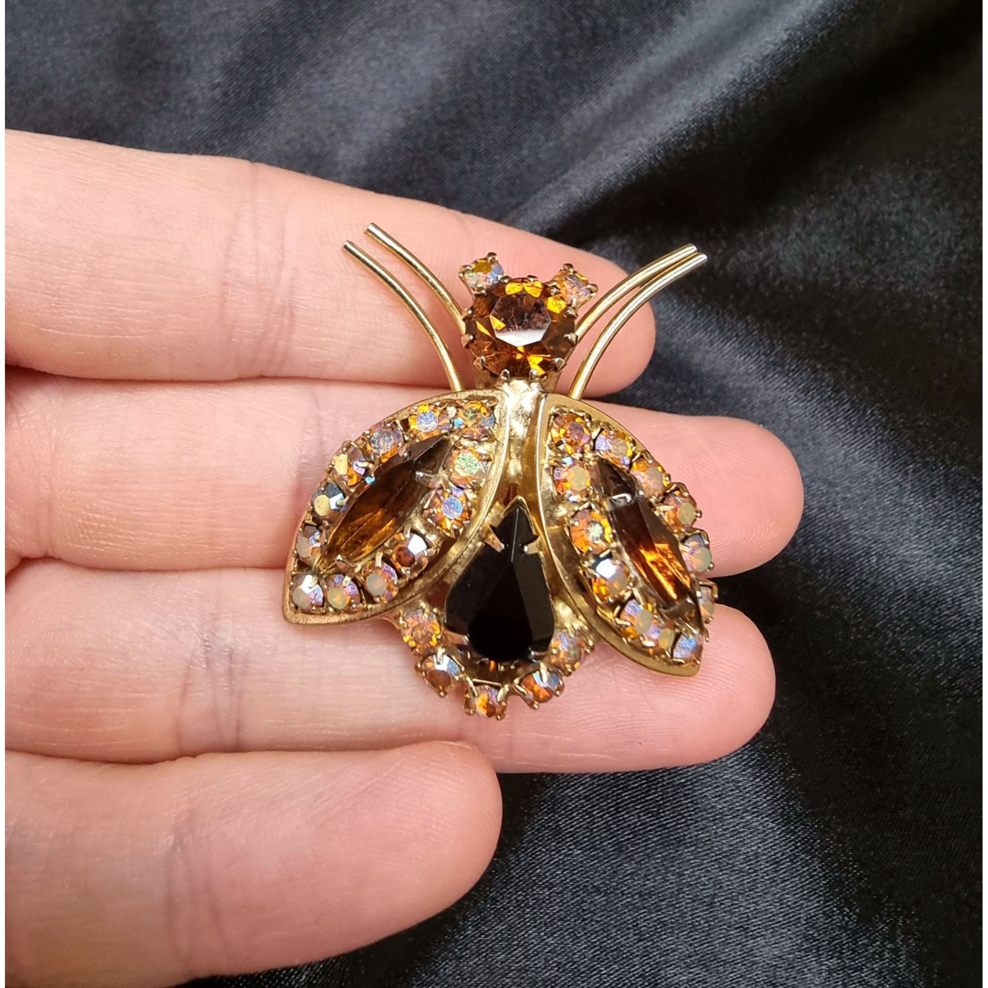 Vintage Vintage 1960's Gold-Tone Bug Brooch Amber Iridescent Rhines Size ONE SIZE - 4 Thumbnail