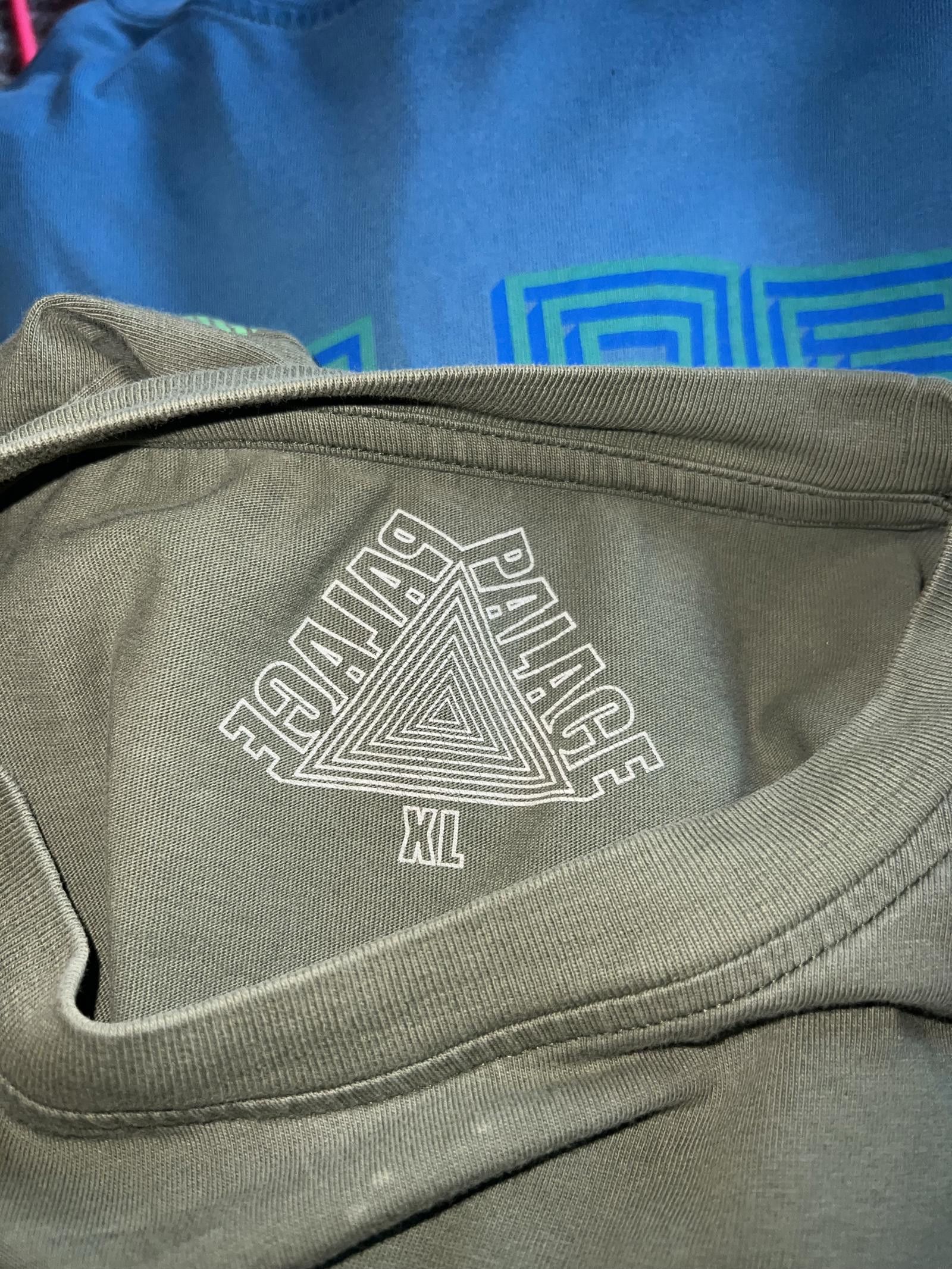 Designer Palace 3D Tri-Logo Long-sleeved shirt Size US XL / EU 56 / 4 - 6 Thumbnail