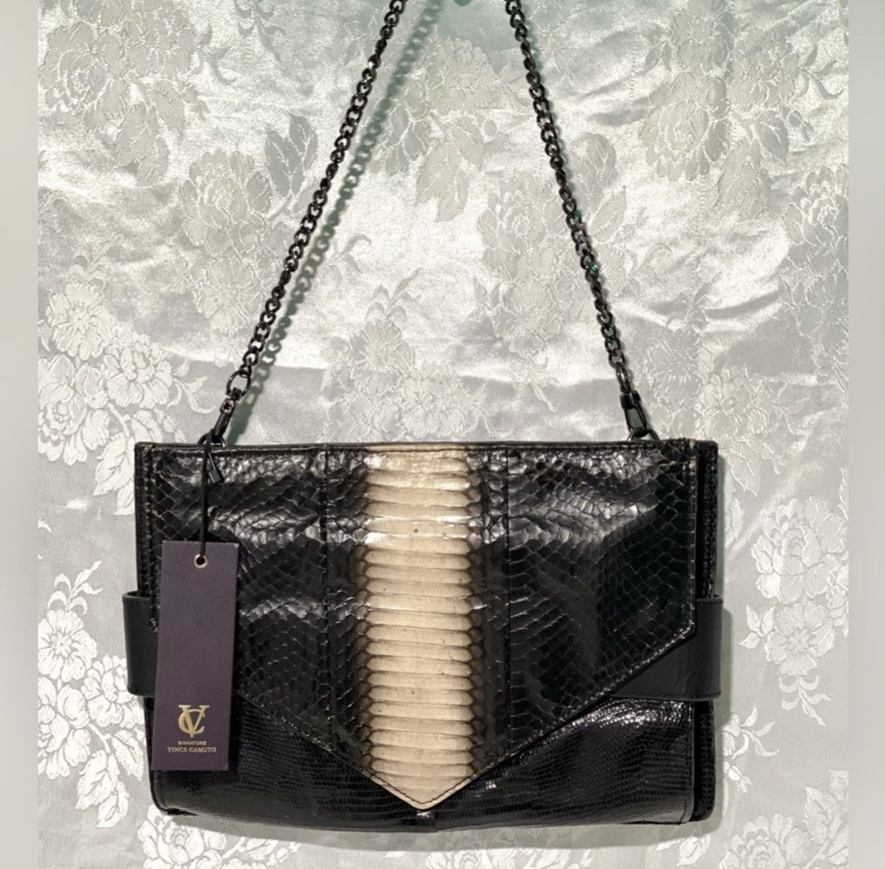 Vince Camuto Vince Camuto Signature Snakeskin Leather Chain Shoulder Bag Size ONE SIZE - 1 Thumbnail
