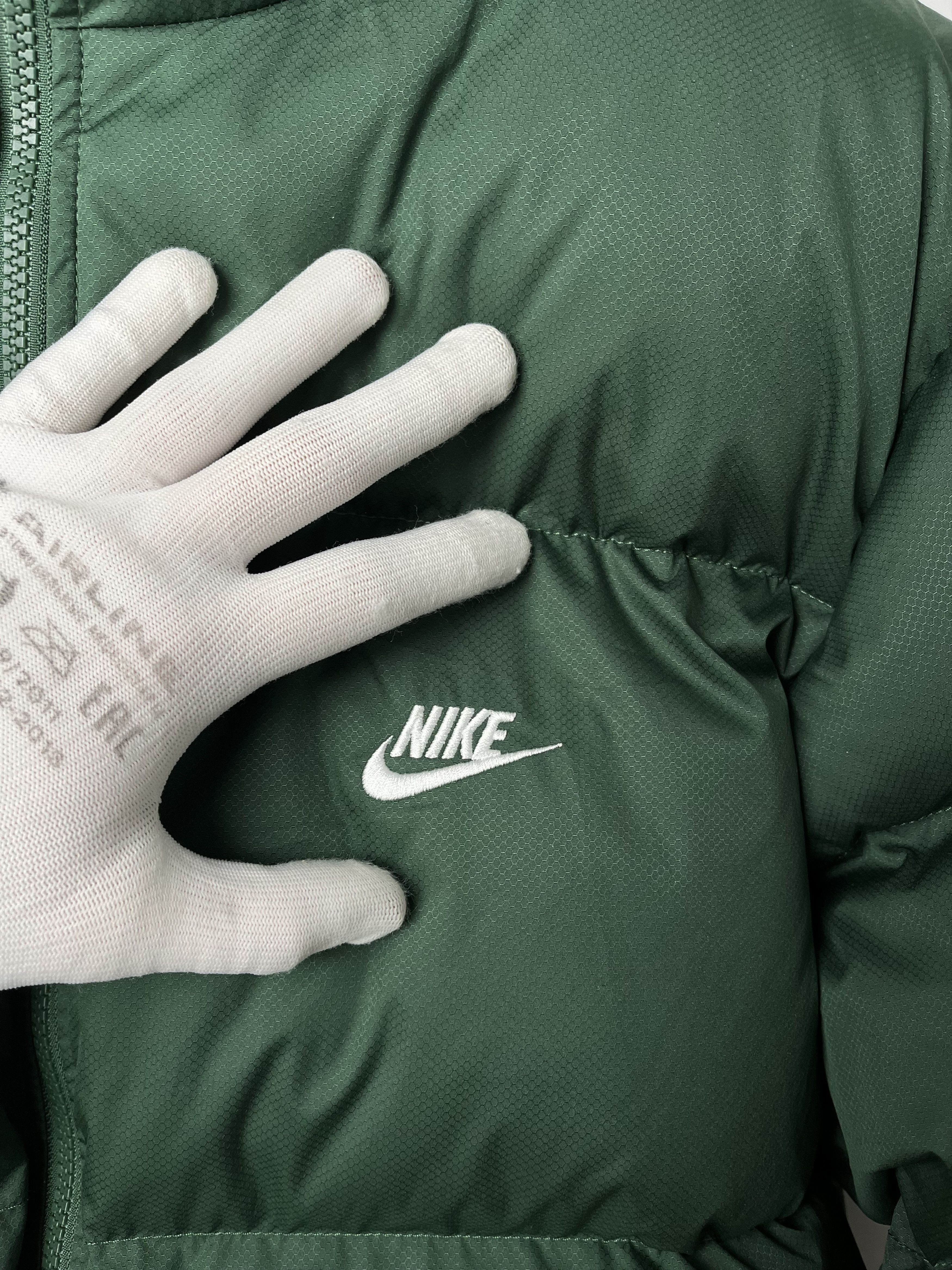 Nike Down Jacket Nike Sportswear Club Size US L / EU 52-54 / 3 - 2 Thumbnail