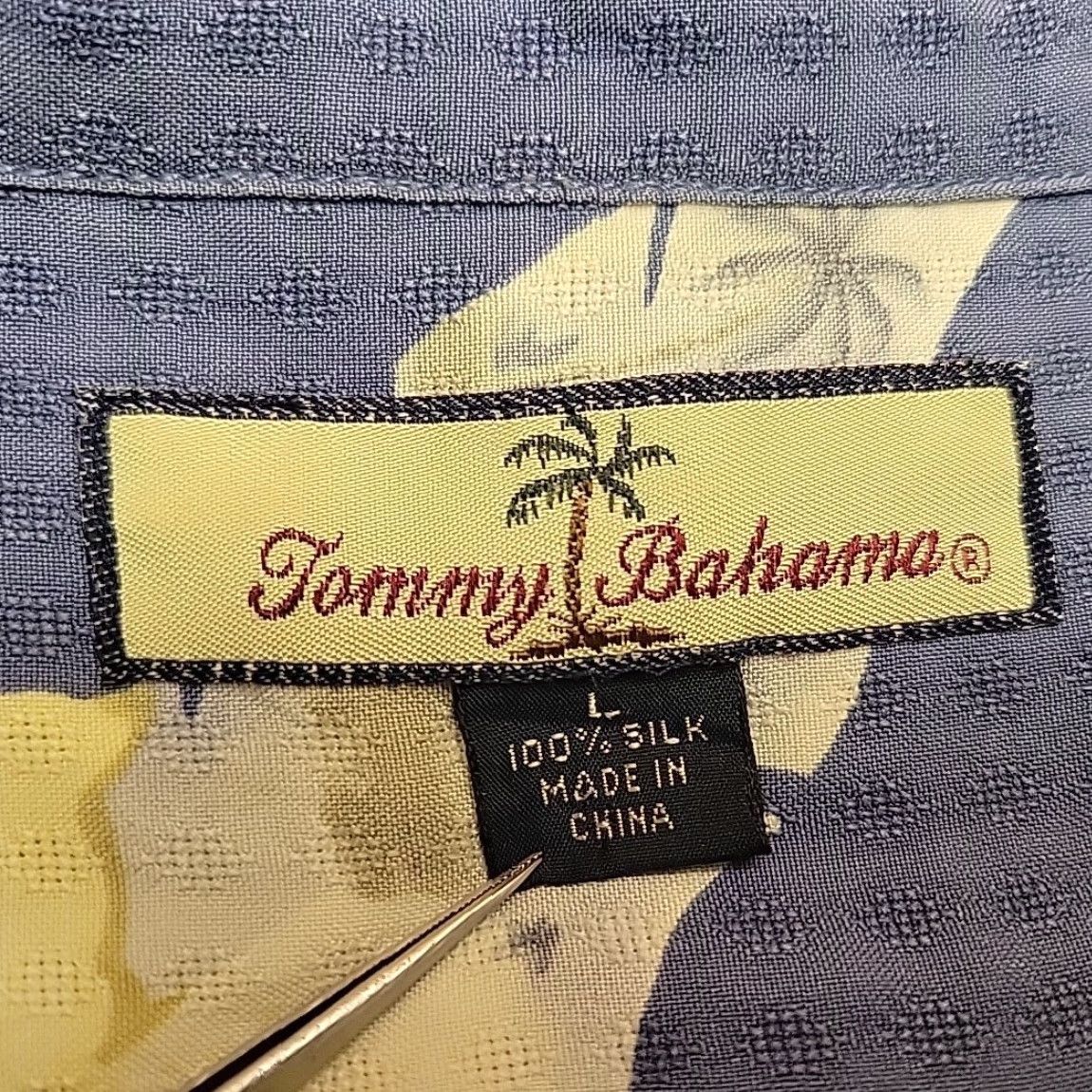 Tommy Bahama Tommy Bahama Shirt Men L Blue 100% Silk Floral Hawaiian Short Sleeve Loop Collar Size US L / EU 52-54 / 3 - 5 Thumbnail