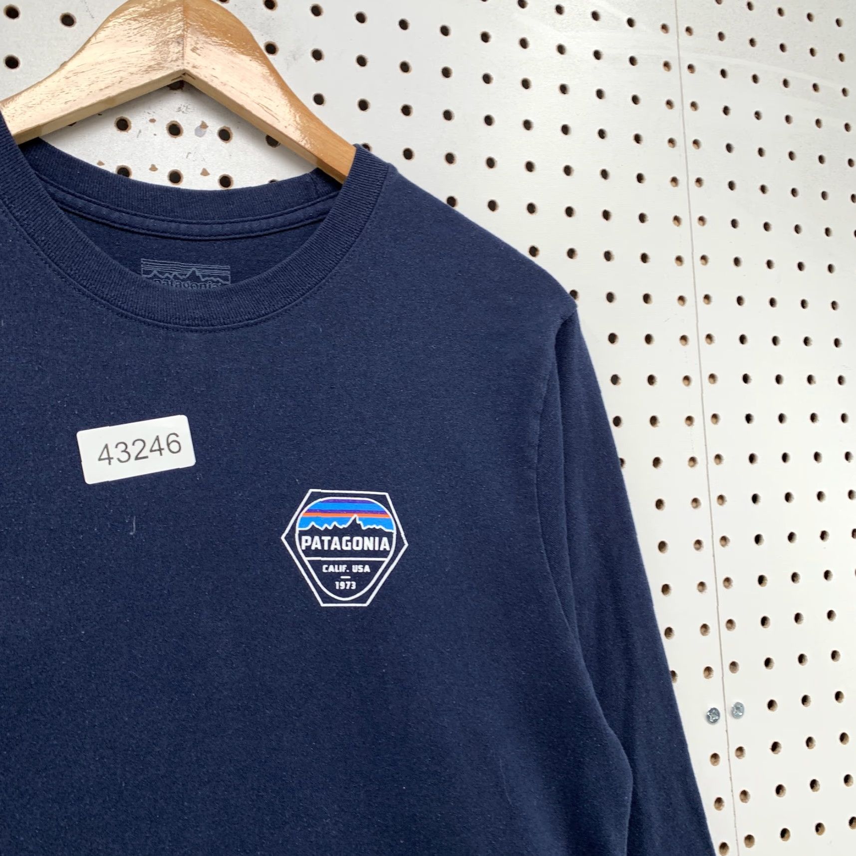 Patagonia Patagonia Long Sleeve Shirt Mens Medium Outdoor Cotton Logo Size US M / EU 48-50 / 2 - 7 Thumbnail