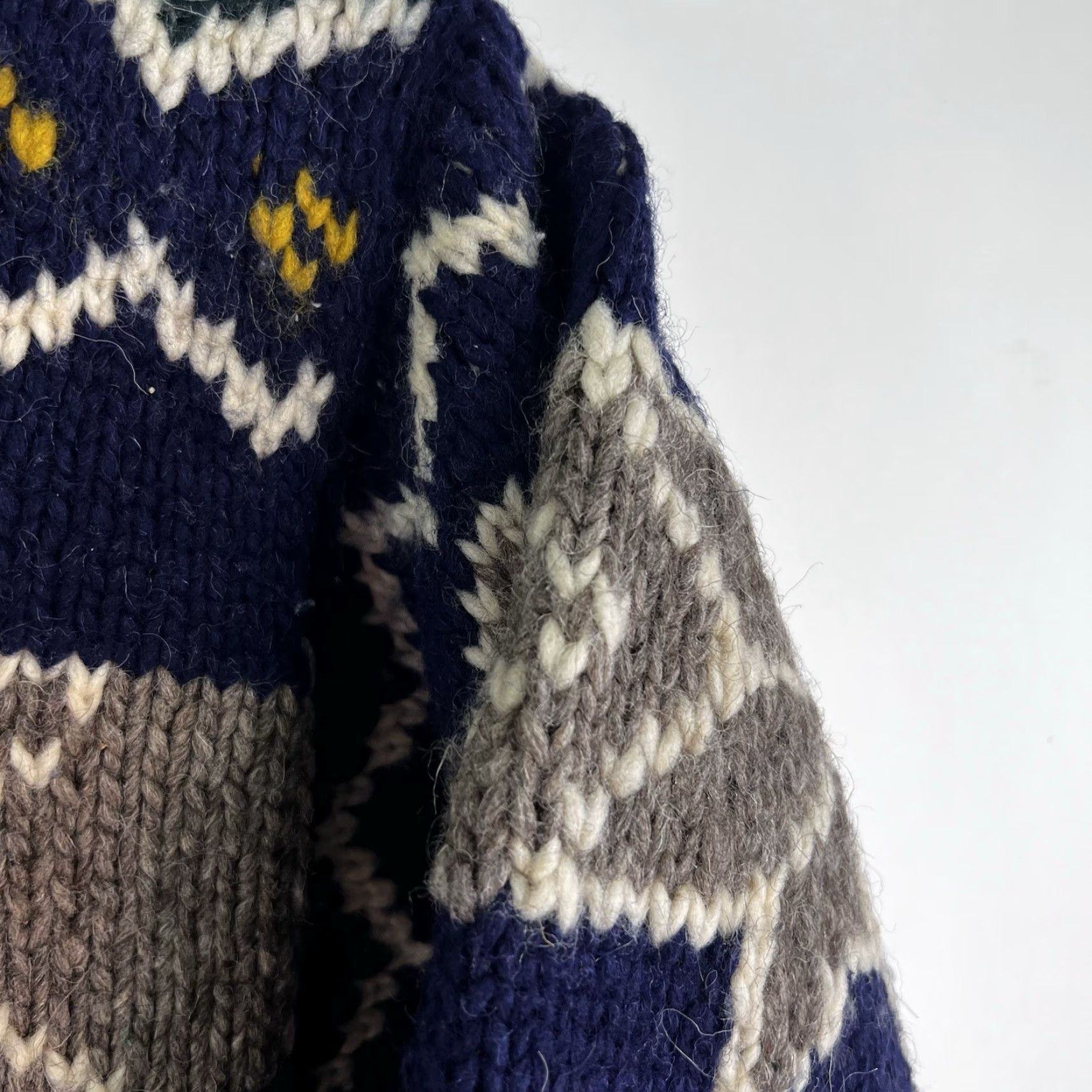 Vintage VINTAGE Rey Wear Geometric Wool Sweater Mens XL Blue Chunky-Knit Crew Neck 90s Classic Size US XL / EU 56 / 4 - 2 Thumbnail