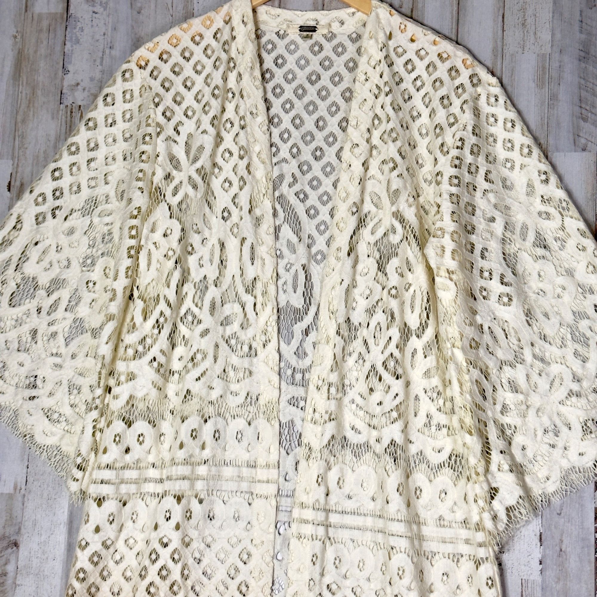 Designer Gimmick Cream Dip Dye Gradient Floral Lace Crochet Long Flya Size S / US 4 / IT 40 - 3 Thumbnail