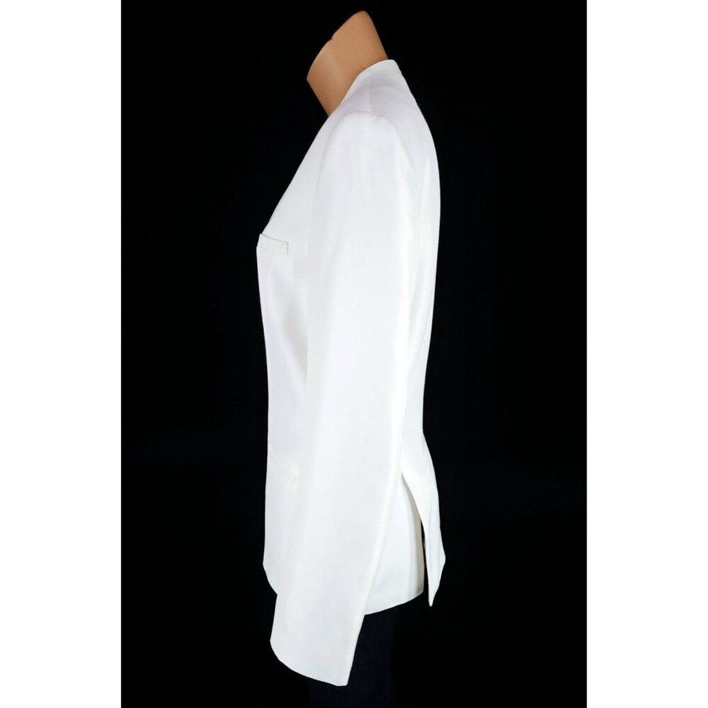 Haider Ackermann Haider Ackermann Single Breasted Blazer FR 36 US 4 White NWT Size S / US 4 / IT 40 - 4 Thumbnail
