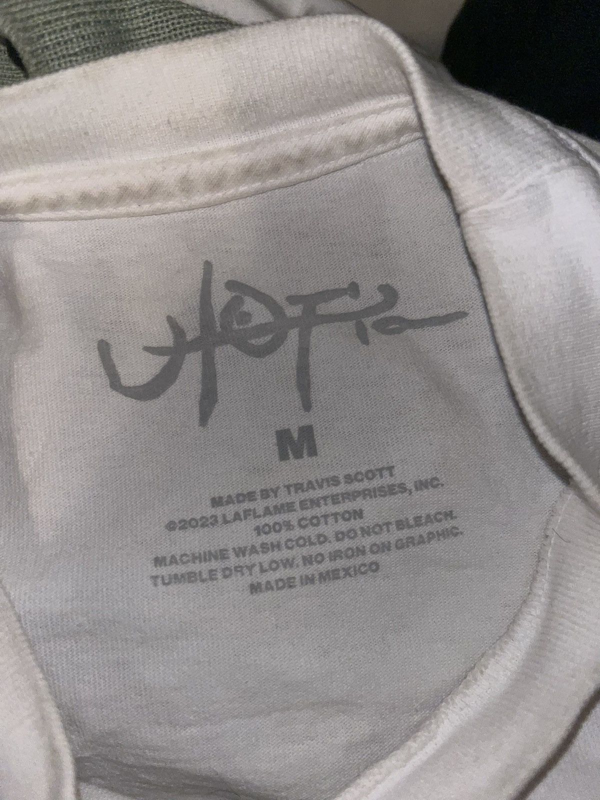 Fragment Design × Kaws × Travis Scott Travis scott x Kaws Size US M / EU 48-50 / 2 - 4 Thumbnail