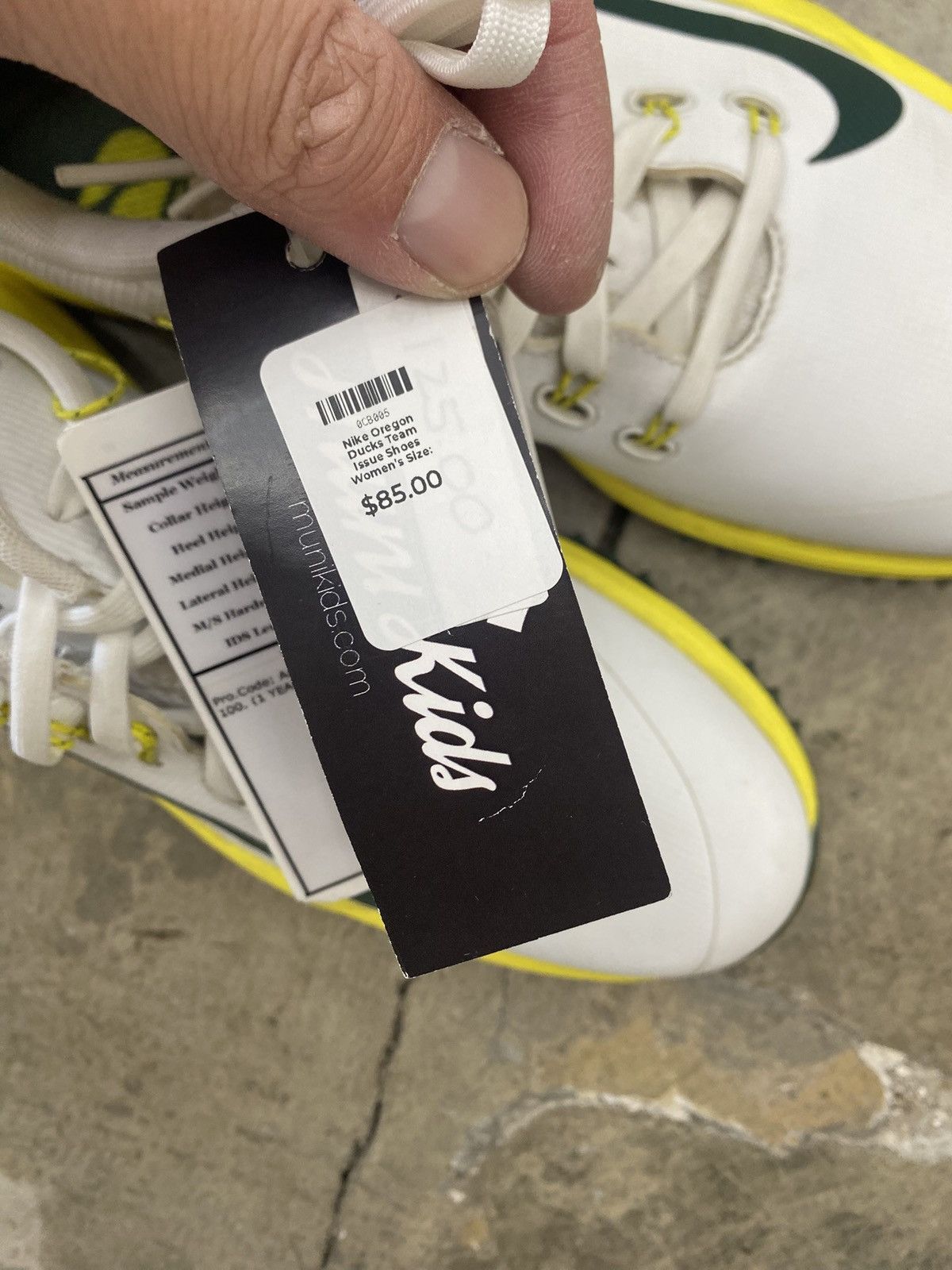 Nike RARE Sample Nike Oregon Ducks Lunar Command 2 Golf Size US 8 / EU 41 - 6 Thumbnail