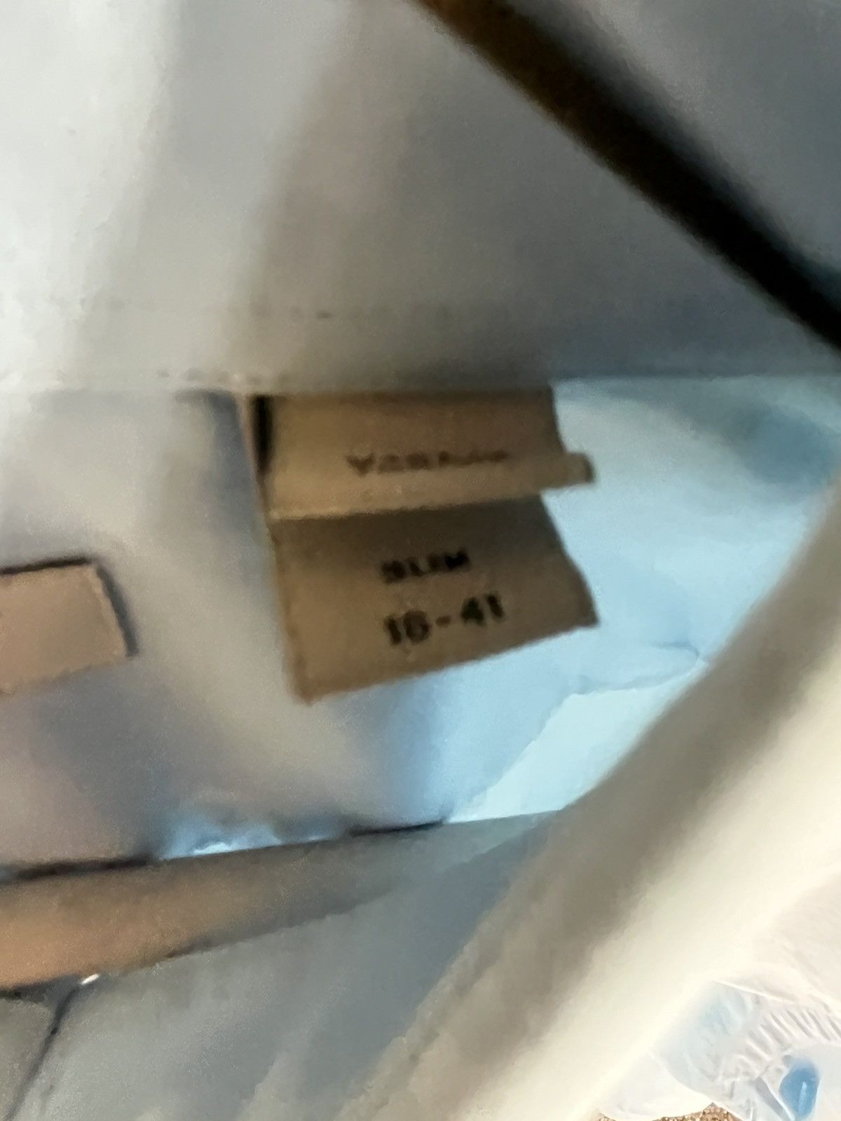 Burberry Burberry dress shirt- slim 16-41 Size US M / EU 48-50 / 2 - 7 Thumbnail