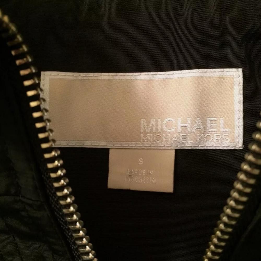 Michael Kors Michael Kors Anorak Blk w/Gold Tone Logo Hardware Size S / US 4 / IT 40 - 4 Thumbnail