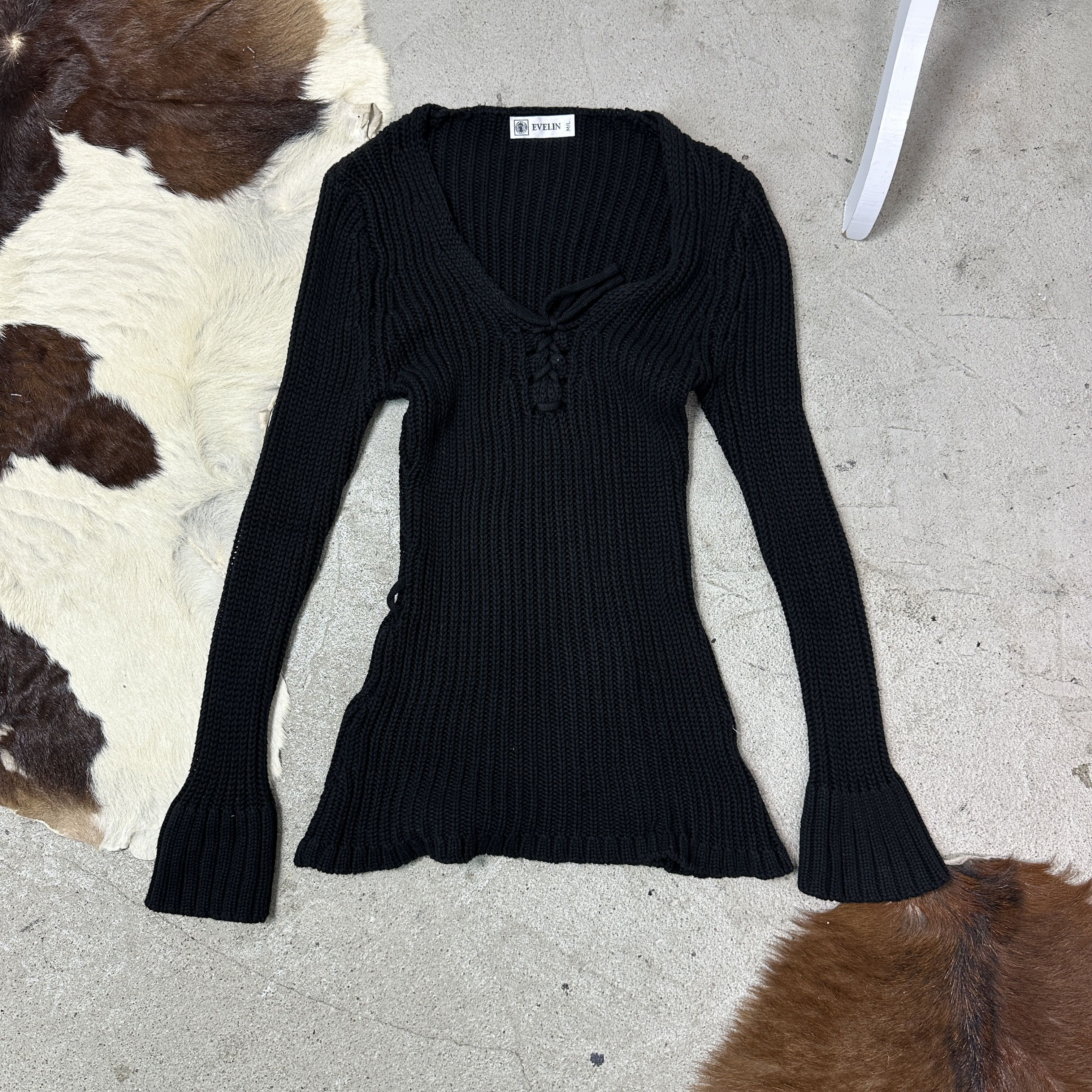 Vintage Vintage Avant Garde Grunge Knitted Bow Sweater 00s Size M / US 6-8 / IT 42-44 - 2 Thumbnail