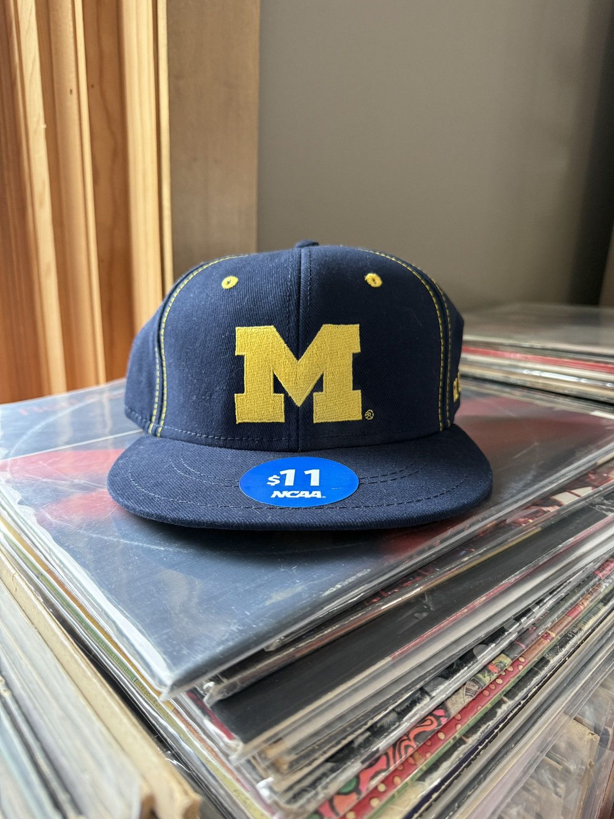 Vintage University of Michigan Snapback Hat Size ONE SIZE - 1 Thumbnail