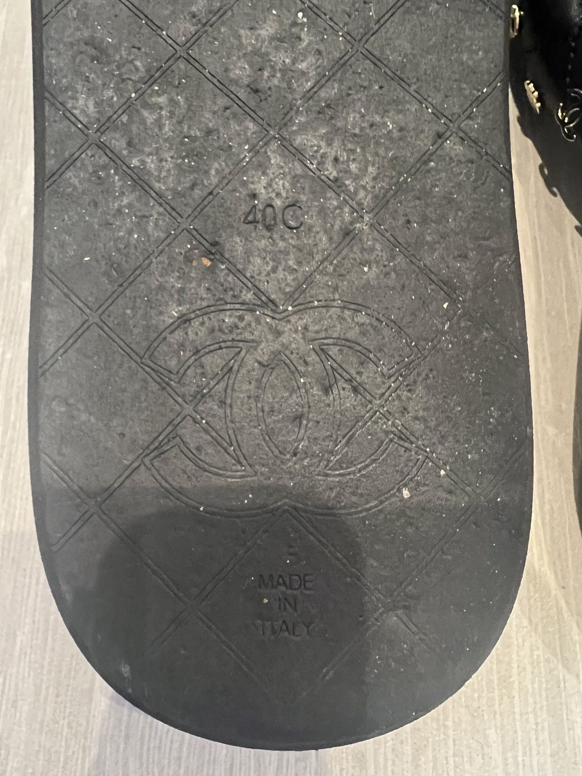 Chanel Authentic Chanel Lambskin Flip Flops Size US 10 / IT 40 - 6 Thumbnail