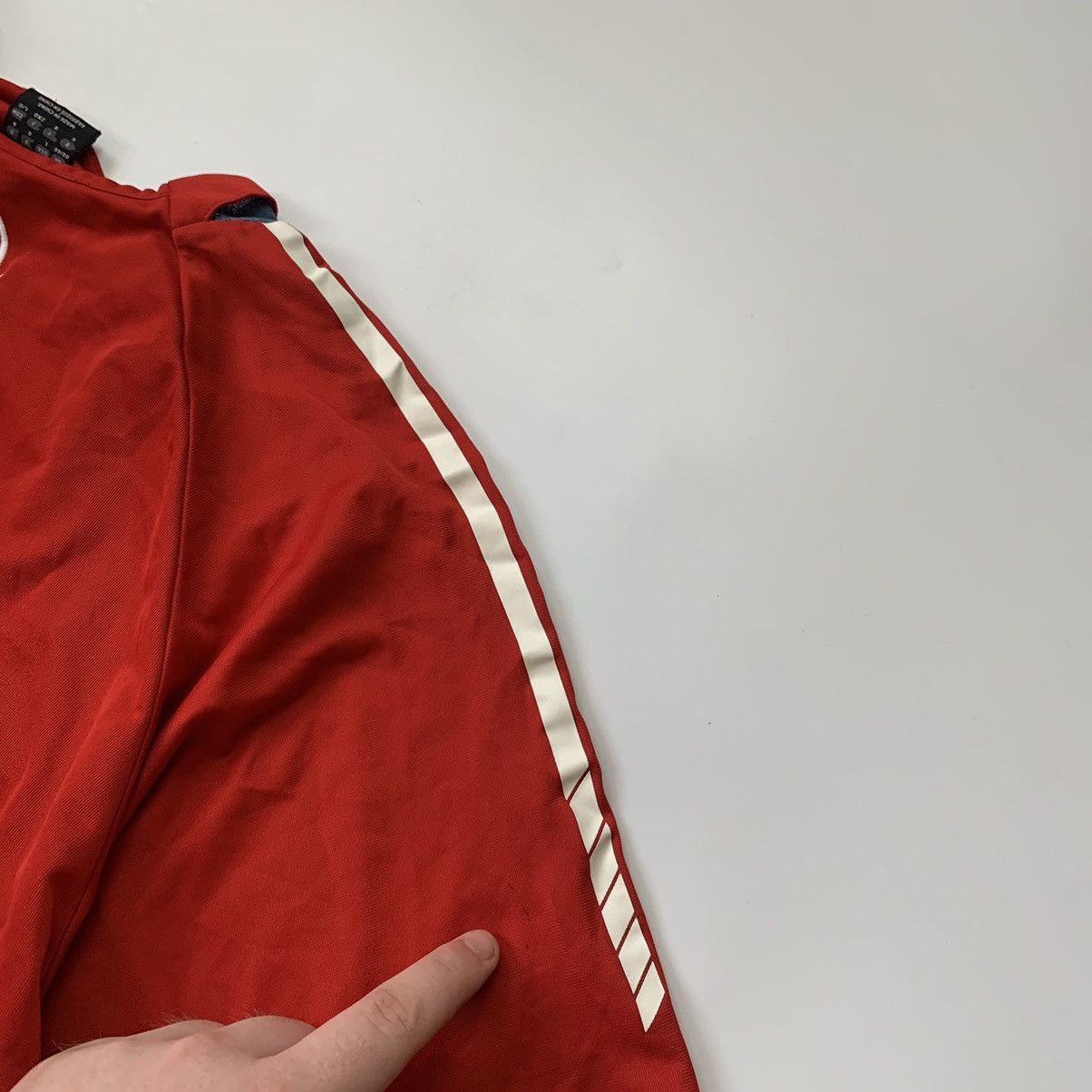 Other Vintage Bayern Munich 2005 jersey Blockcore style y2k Size US L / EU 52-54 / 3 - 8 Thumbnail