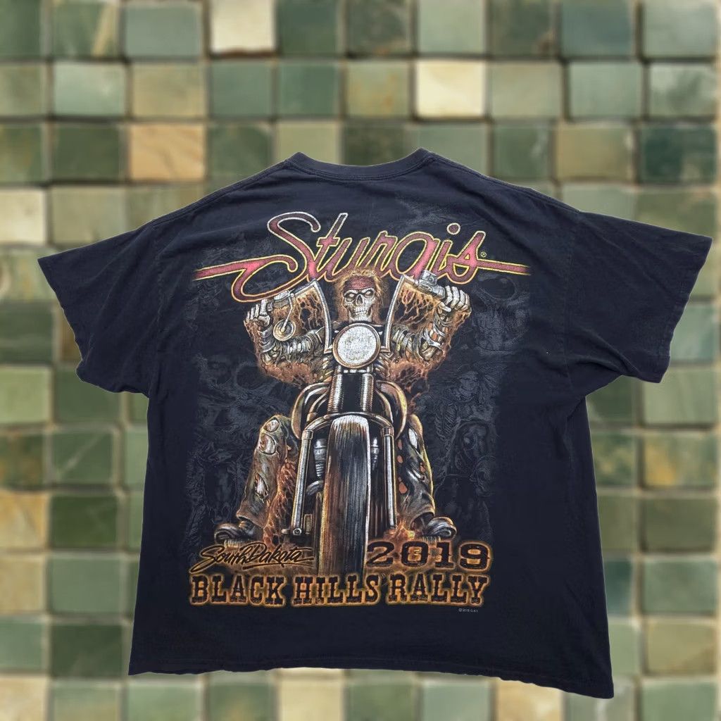 Vintage Sturgis Graphic Tee Shirt Mens XL Black Hills SD 2019 Skulls T-Shirt Cowboy Motorcycle Rock Band Size US XL / EU 56 / 4 - 1 Thumbnail