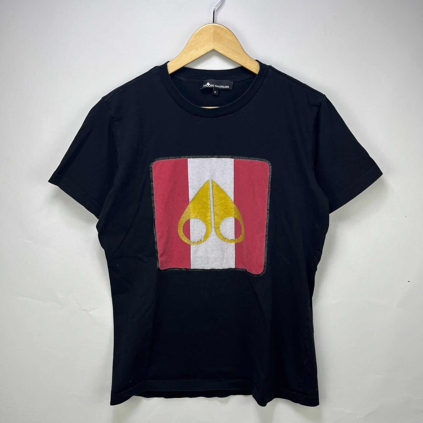 Tシャツ・カットソー MOOSE KNUCKLES Men T-shirt Black M15MT759 292 Moose Knuckles MOOSE KNUCKLES Men T-Shirts M15MT759 292