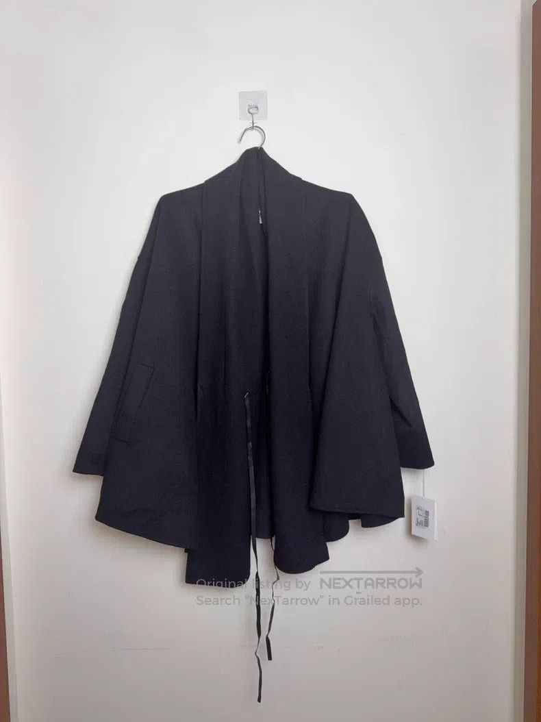 Valentino Valentino Black wool cape coat Size S / US 4 / IT 40 - 1 Thumbnail