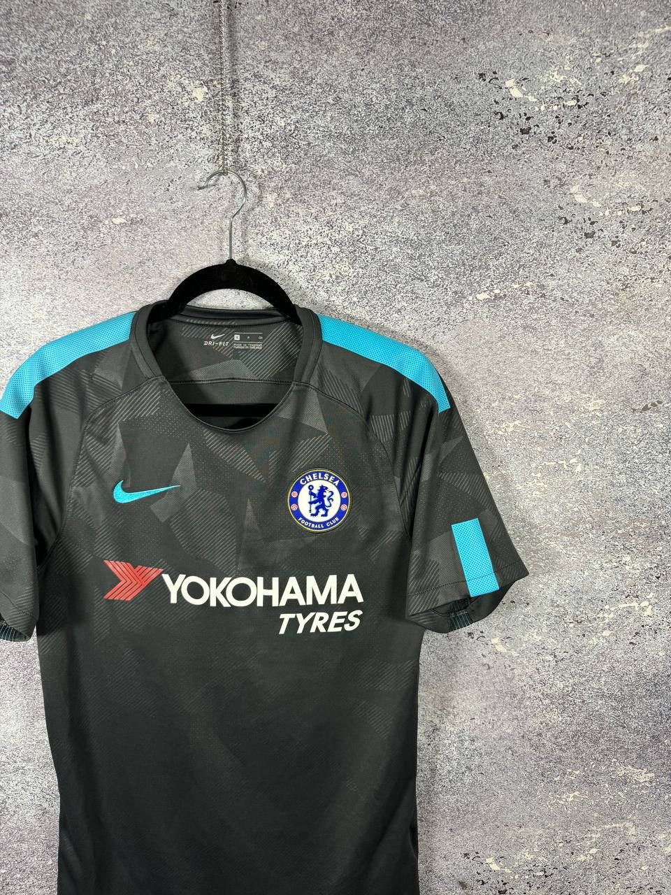 Chelsea Soccer × Nike Vintage Chelsea 2017/18 Third Nike Soccer Jersey Small Size US S / EU 44-46 / 1 - 3 Thumbnail