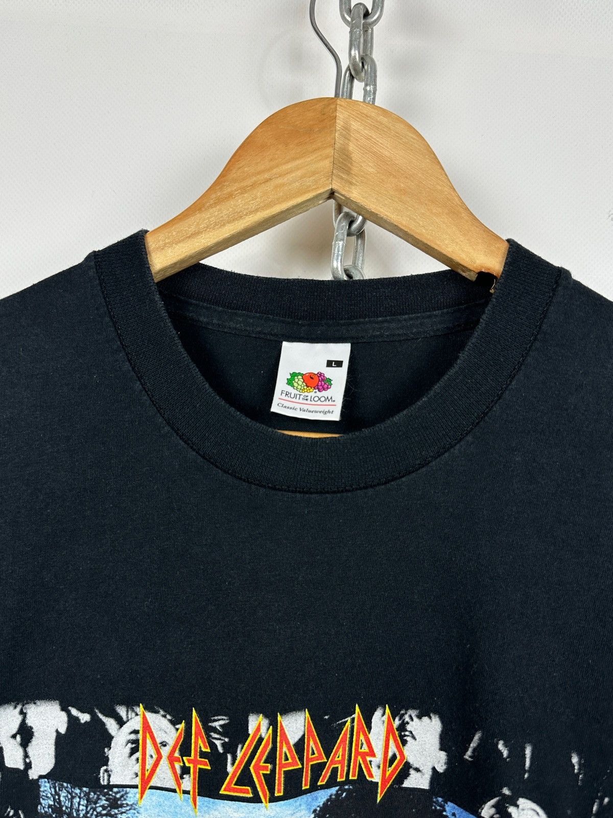 Band Tees 2002 Vintage Def Leppard High ’n’ Dry Band T-Shirt Size US L / EU 52-54 / 3 - 6 Thumbnail