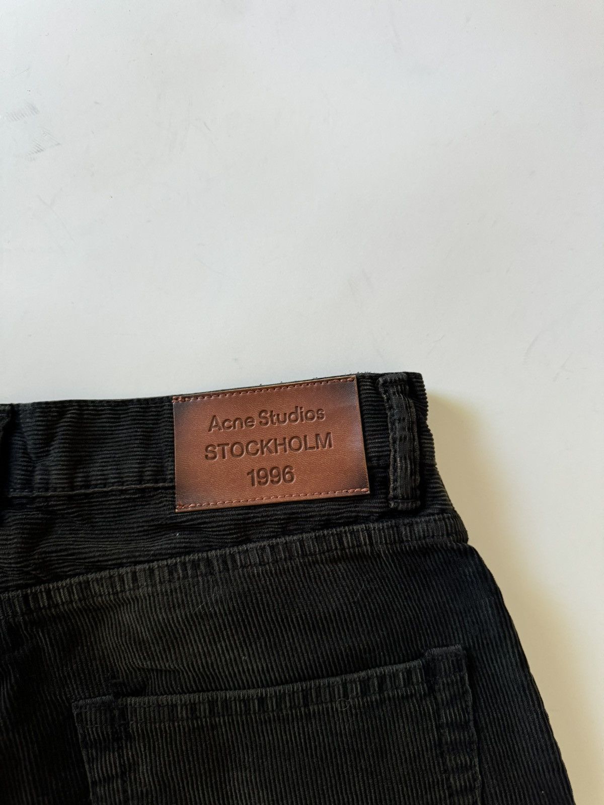Acne Studios Acne Studios Straight-Leg Corduroy Trousers Size US 28 / EU 44 - 5 Thumbnail
