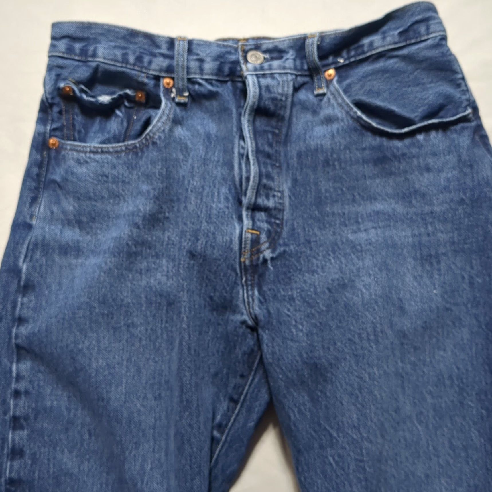 Levi's Levi's Premium 501 Original Fit Jeans Mens W31 L32 Denim Blue 5-Pocket Straight Regular Button Fly Leather Back Patch Size US 31 - 6 Thumbnail