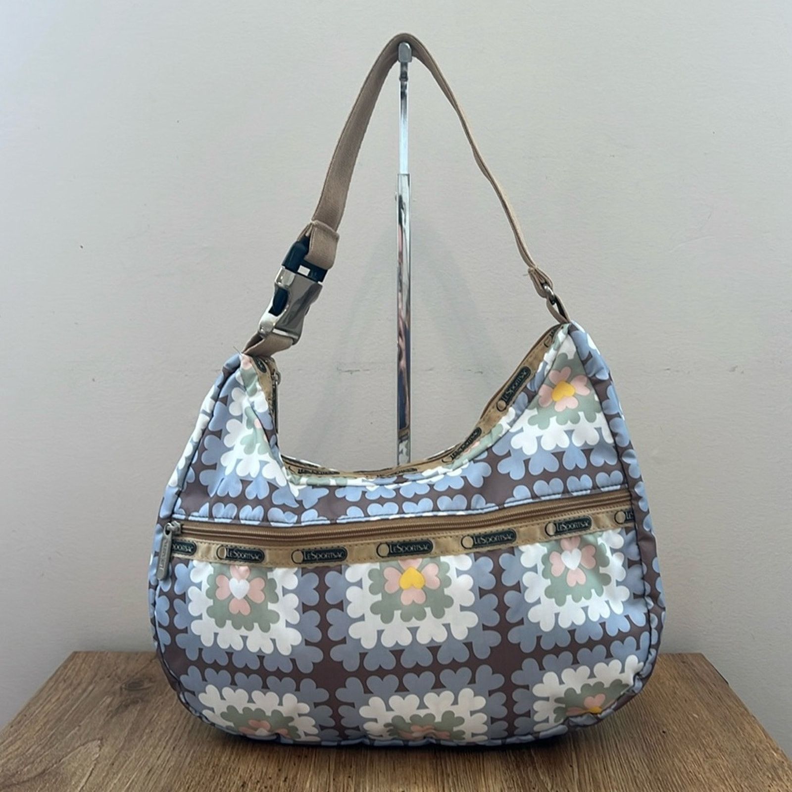 LeSportsac LeSportSac Hobo in Heart Print Size ONE SIZE - 1 Thumbnail