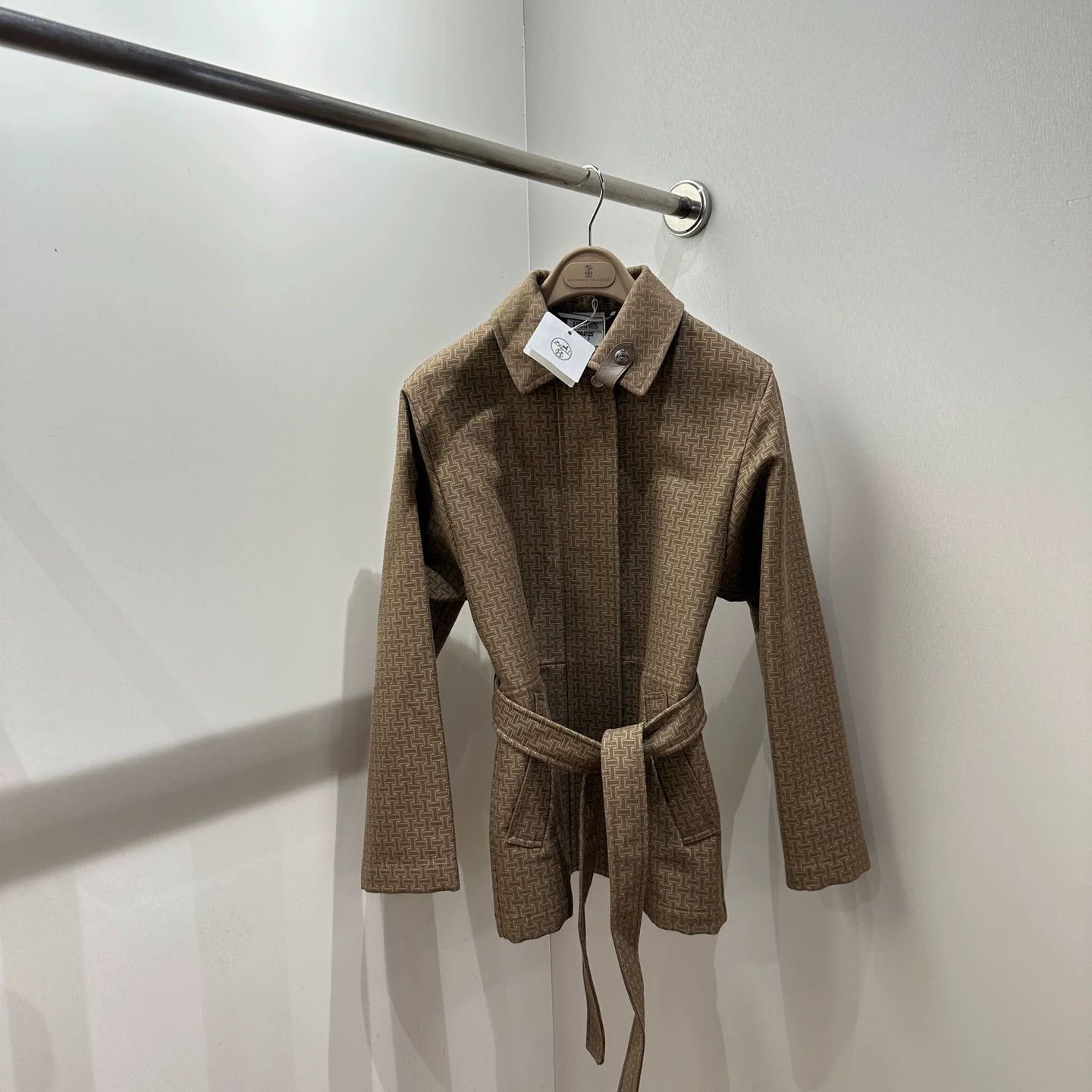 Hermes Hermes 24SS Dark H cinched short coat size 34 Size XS / US 0-2 / IT 36-38 - 1 Thumbnail
