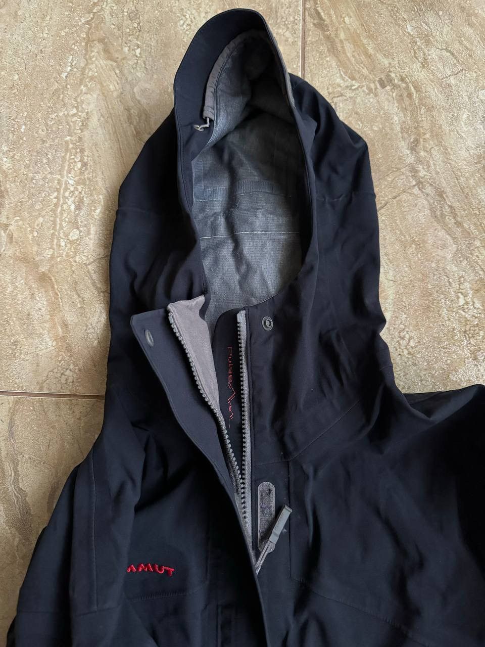 Mammut Mammut nirvana Ski Jacket black winter hiking wind jacket Size XS / US 0-2 / IT 36-38 - 9 Thumbnail