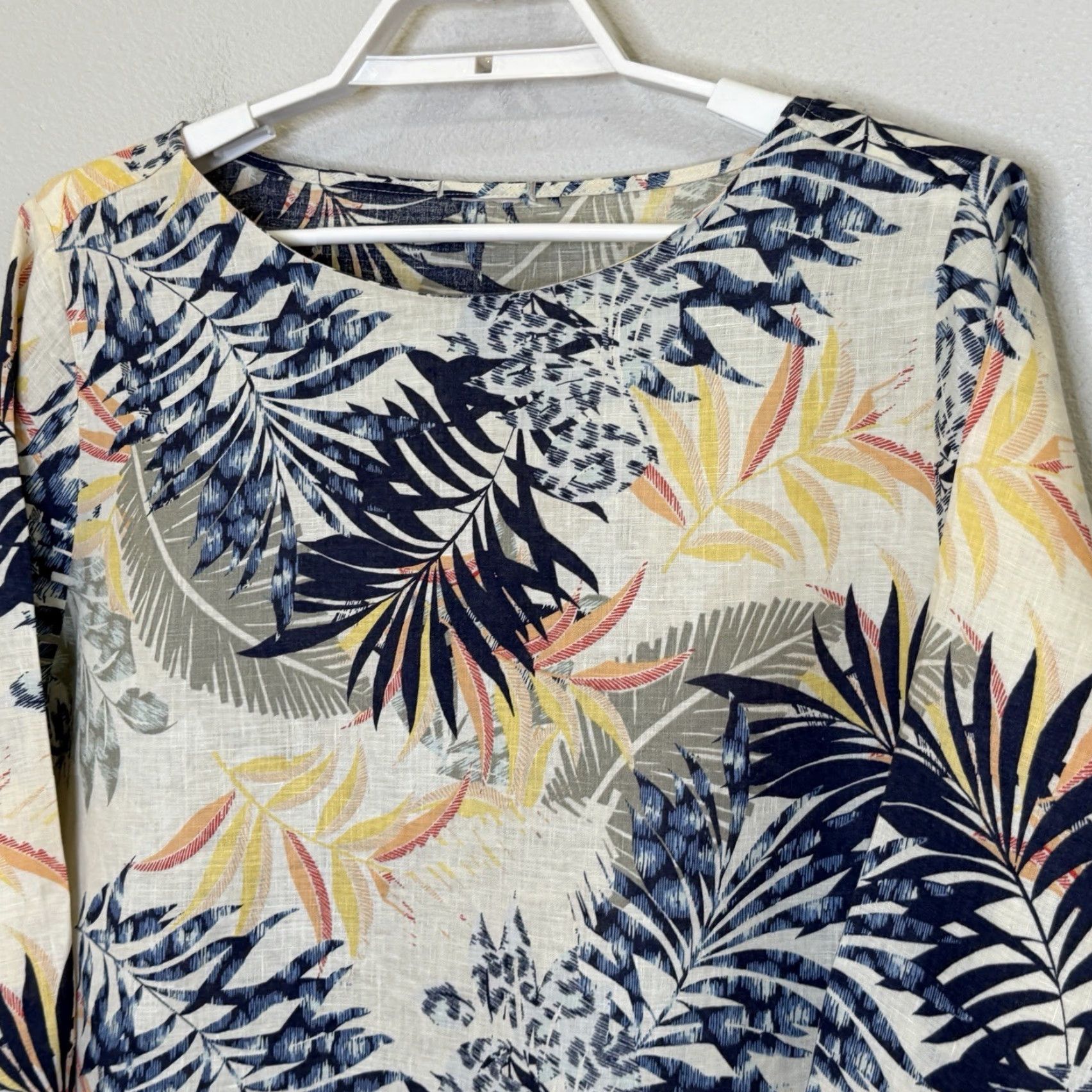 Vintage Chico's Pullover Top Womens XL Tropical Print 100% Linen 3/4 Sleeve Round Neck Blouse Casual Shirt Size XL / US 12-14 / IT 48-50 - 2 Thumbnail