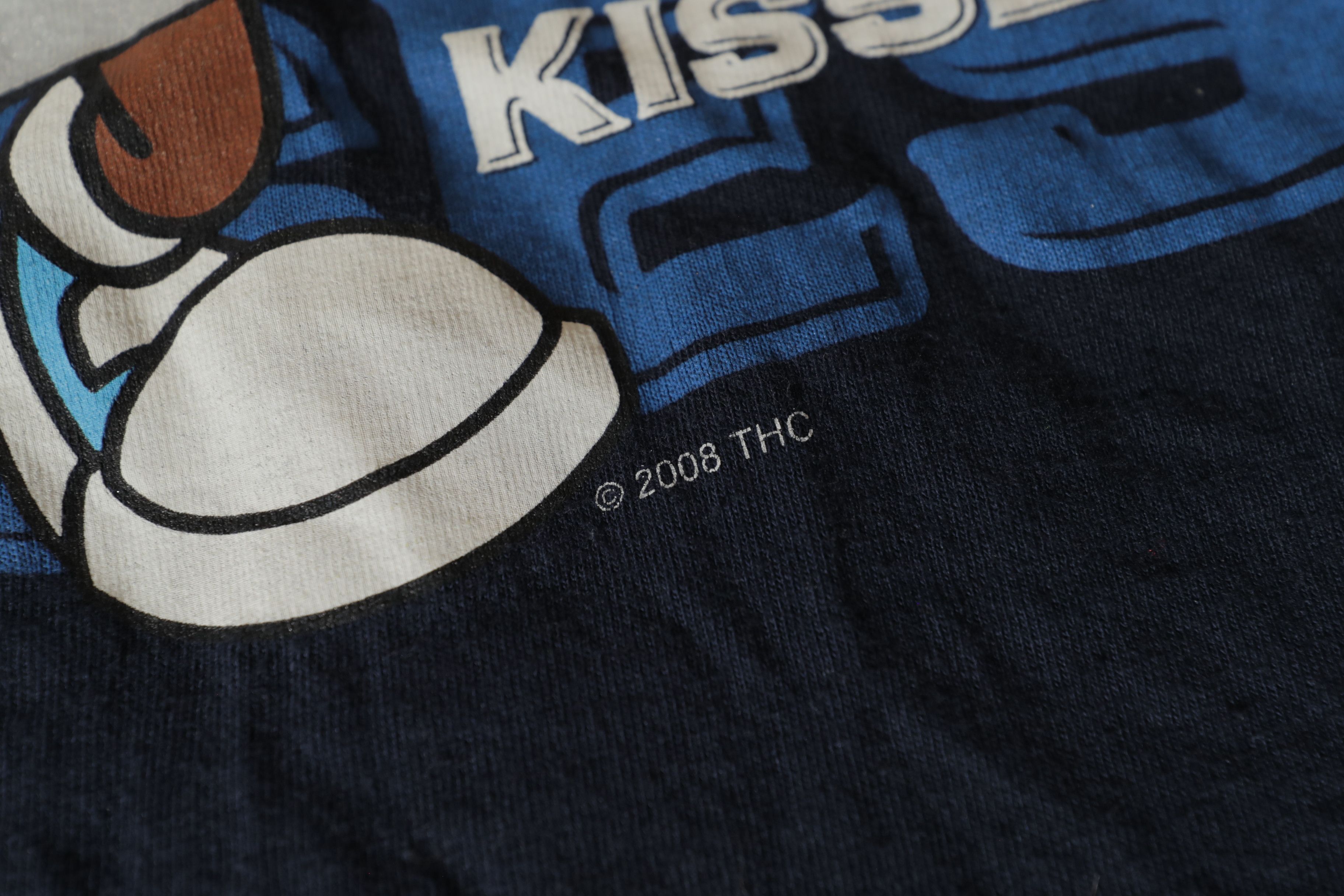 Gildan × Vintage Vintage 2008 Hersheys Kiss Tee (XL) Size US XL / EU 56 / 4 - 5 Thumbnail