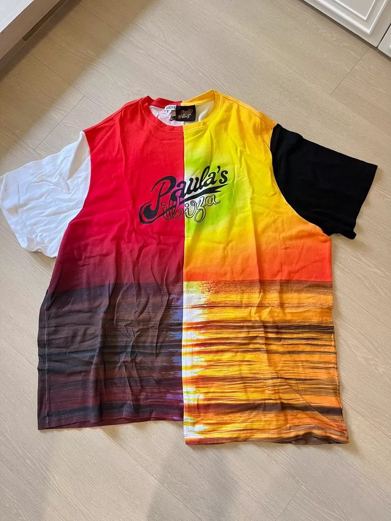 Loewe LOEWE Vacation short-sleeved T-shirt Size L / US 10 / IT 46 - 1 Thumbnail