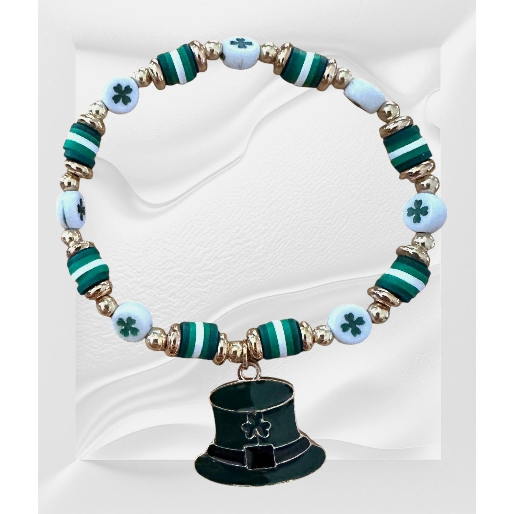 Handmade St Patricks Day Bracelet New Beaded Leprechaun Har Shamrock Size ONE SIZE - 11 Thumbnail