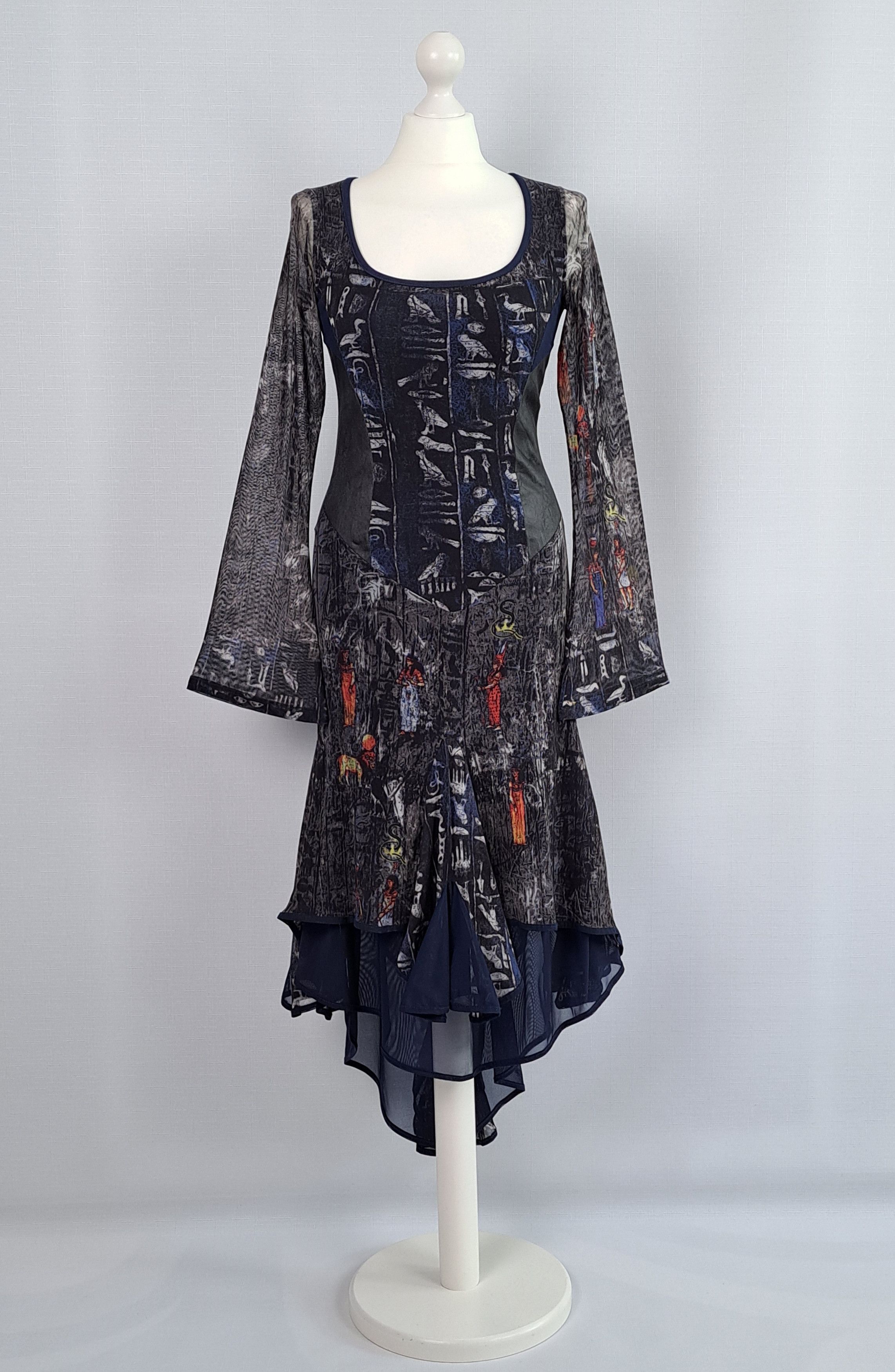SAVE THE QUEEN Vintage mesh dress. Size M.
