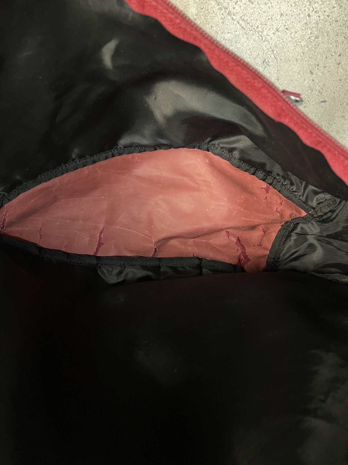 Vintage Vintage Y2K Adidas Y-3 Style Burgandy Dark Grey Sling Bag Size ONE SIZE - 14 Thumbnail
