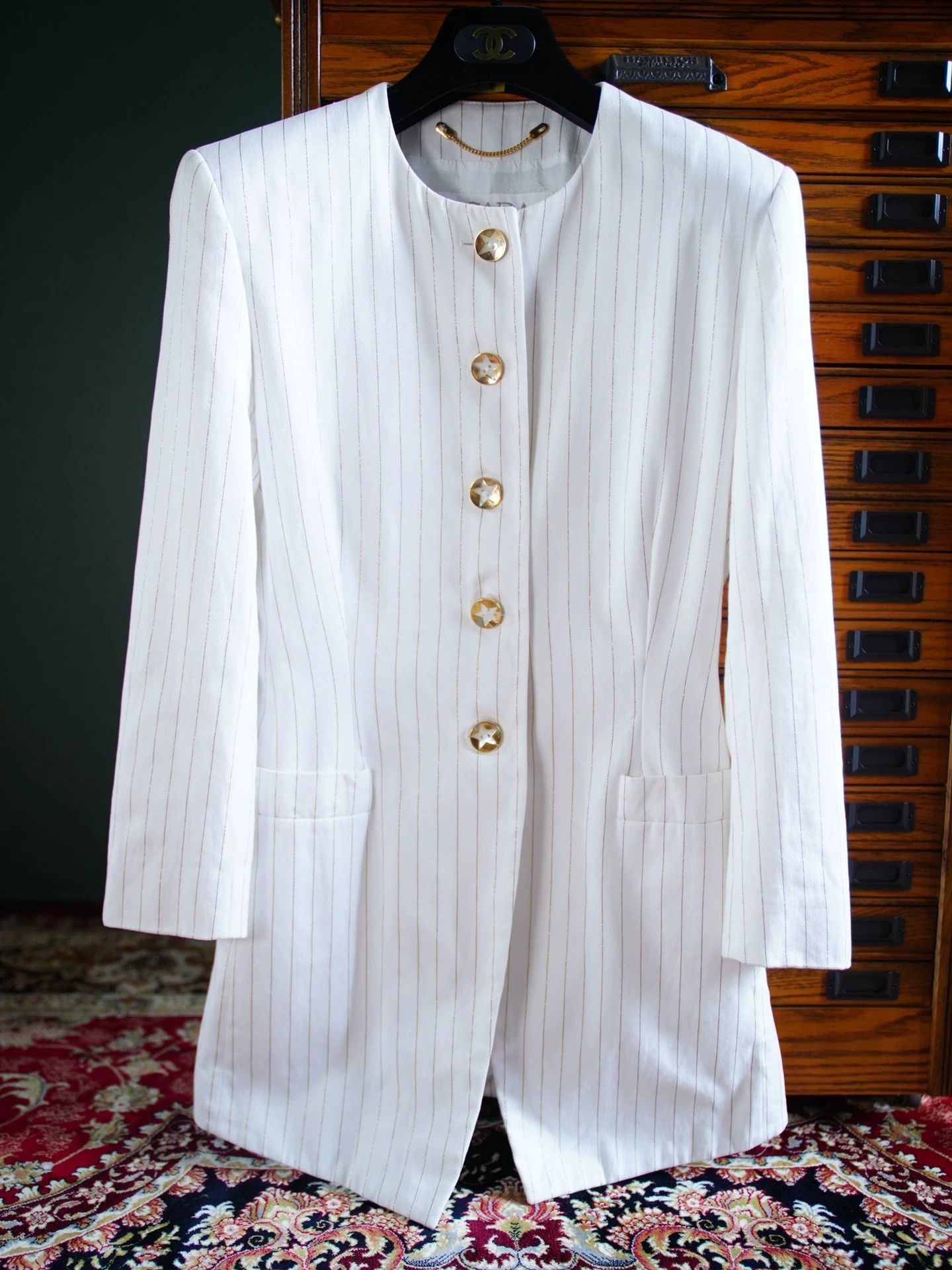 Escada Escada Vintage Suit Jacket Star MOP Button Gold Thread Size M / US 6-8 / IT 42-44 - 2 Thumbnail