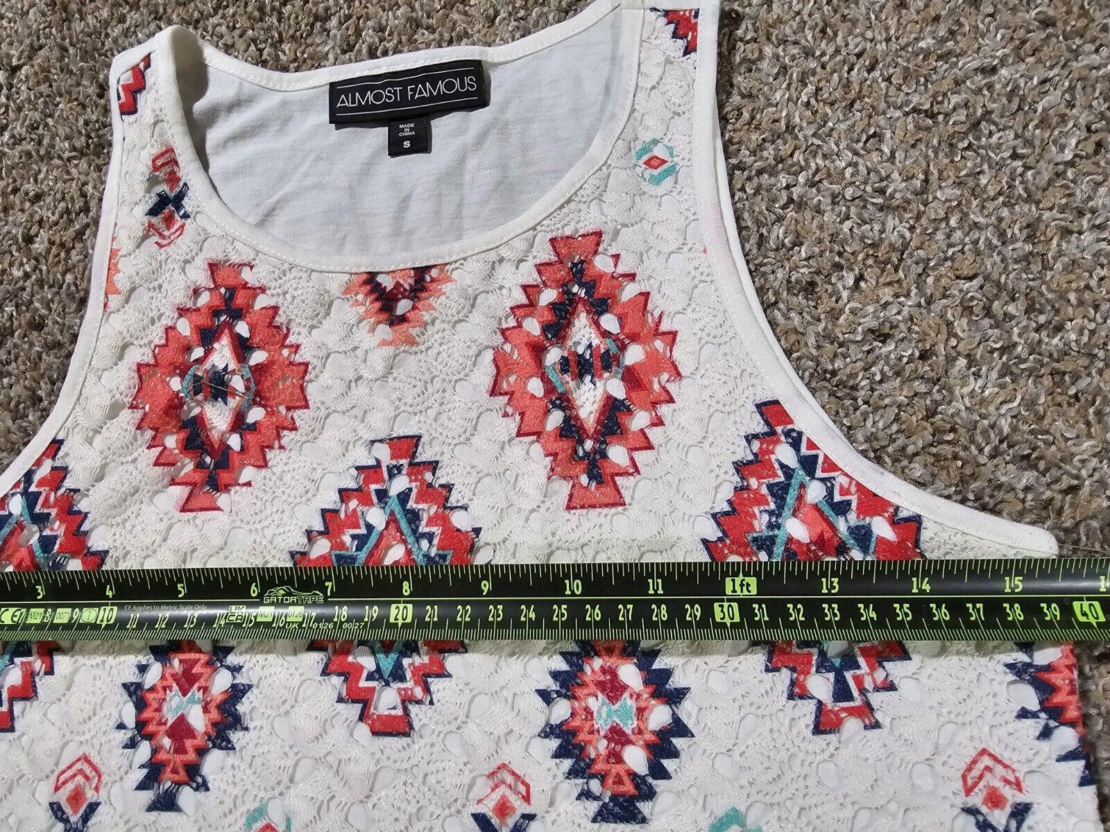 Almost Famous Almost Famous Off White Crochet Crop Top Size S Women's Size S / US 4 / IT 40 - 5 Thumbnail