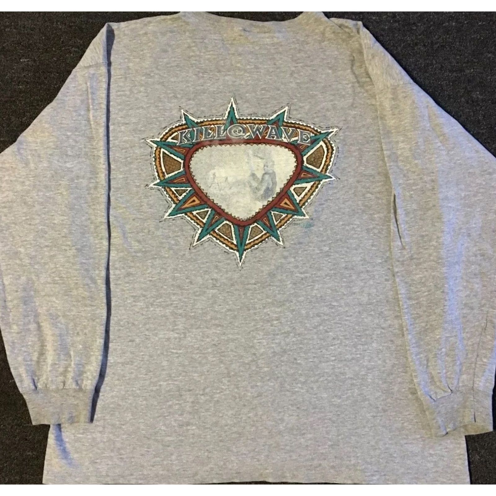 Quiksilver VINTAGE Quiksilver Killawave Faded Distress Shirt 2XL Gray Beach Surf Grunge Y2K Gotcha USA 80s 90s Mens T-Shirt Size US XXL / EU 58 / 5 - 2 Thumbnail
