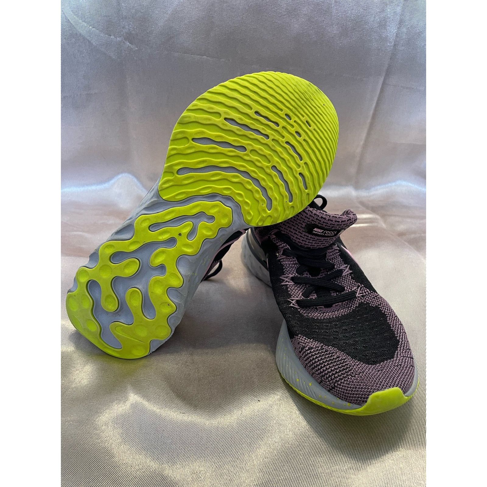 Nike Nike React Infinity Flyknit Purple Women's Sneakers - Size 7 Size US 7 / IT 37 - 6 Thumbnail