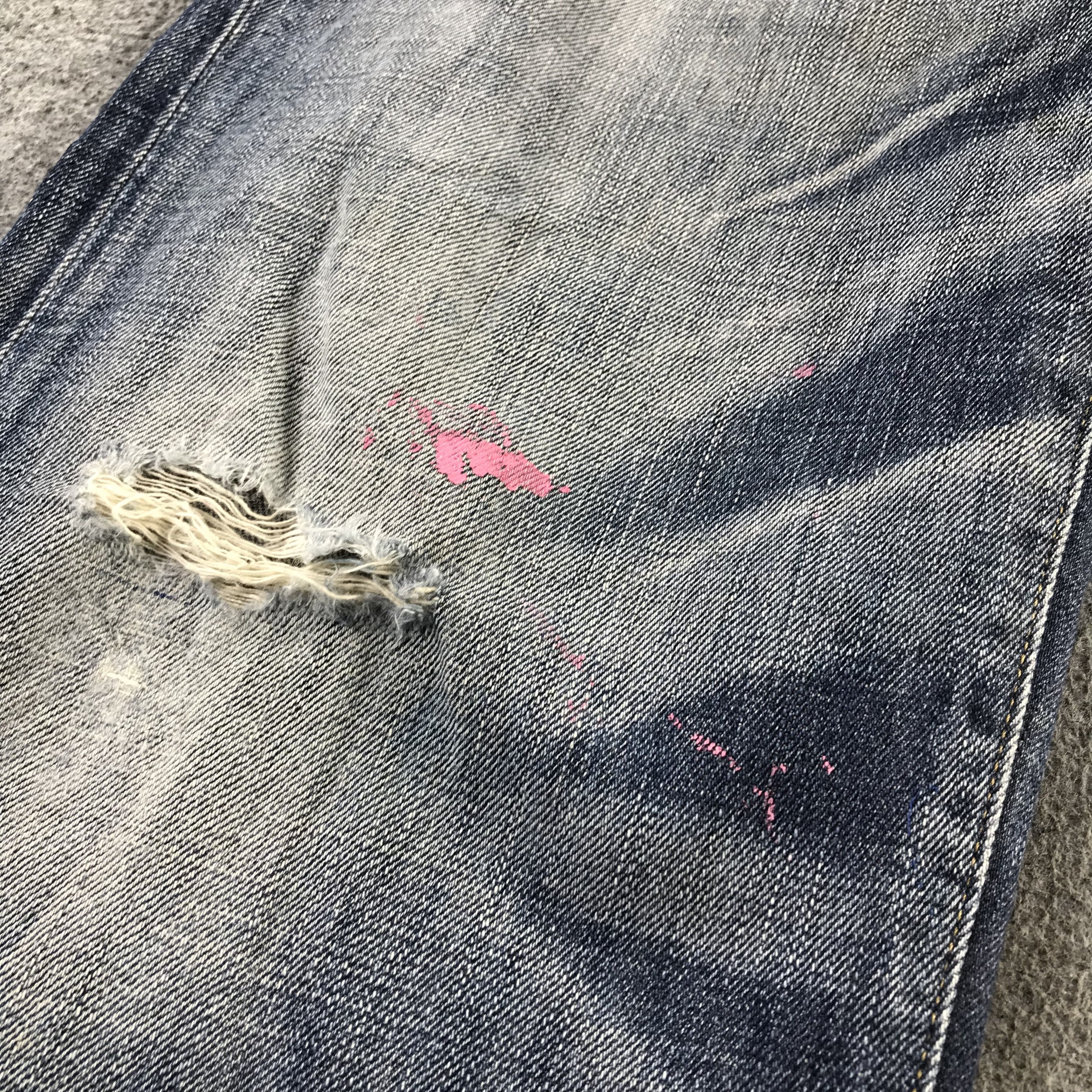 Levi's Vintage Levis 553 Jeans Faded Blue Denim KJ3393 Size US 31 - 9 Thumbnail