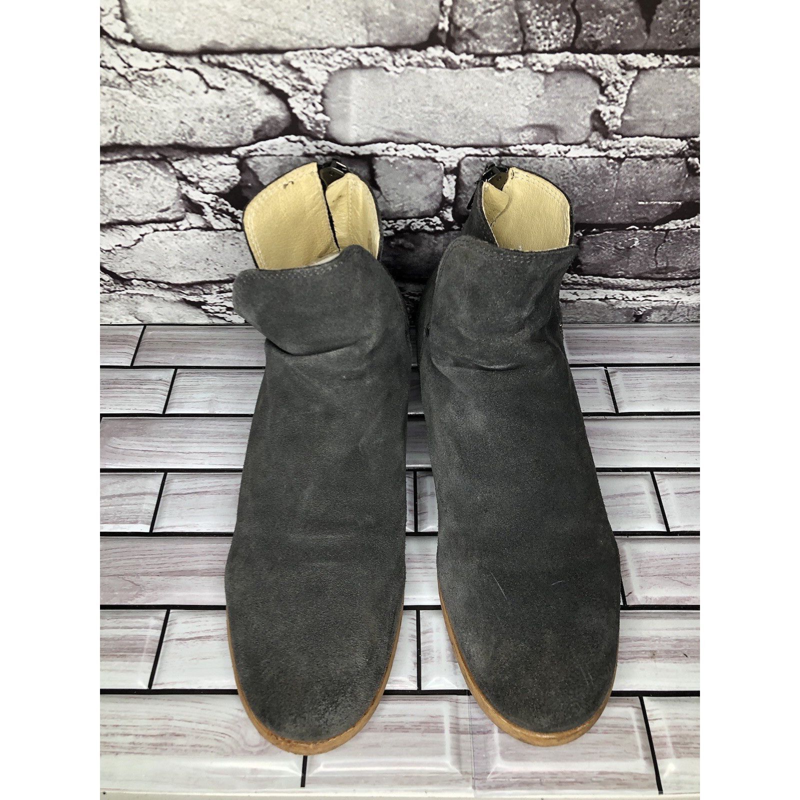 Shoe The Bear Shoe The Bear Dark Grey Suede Casual Back Zip Heel Boots Wom Size US 10.5 / IT 40.5 - 2 Thumbnail