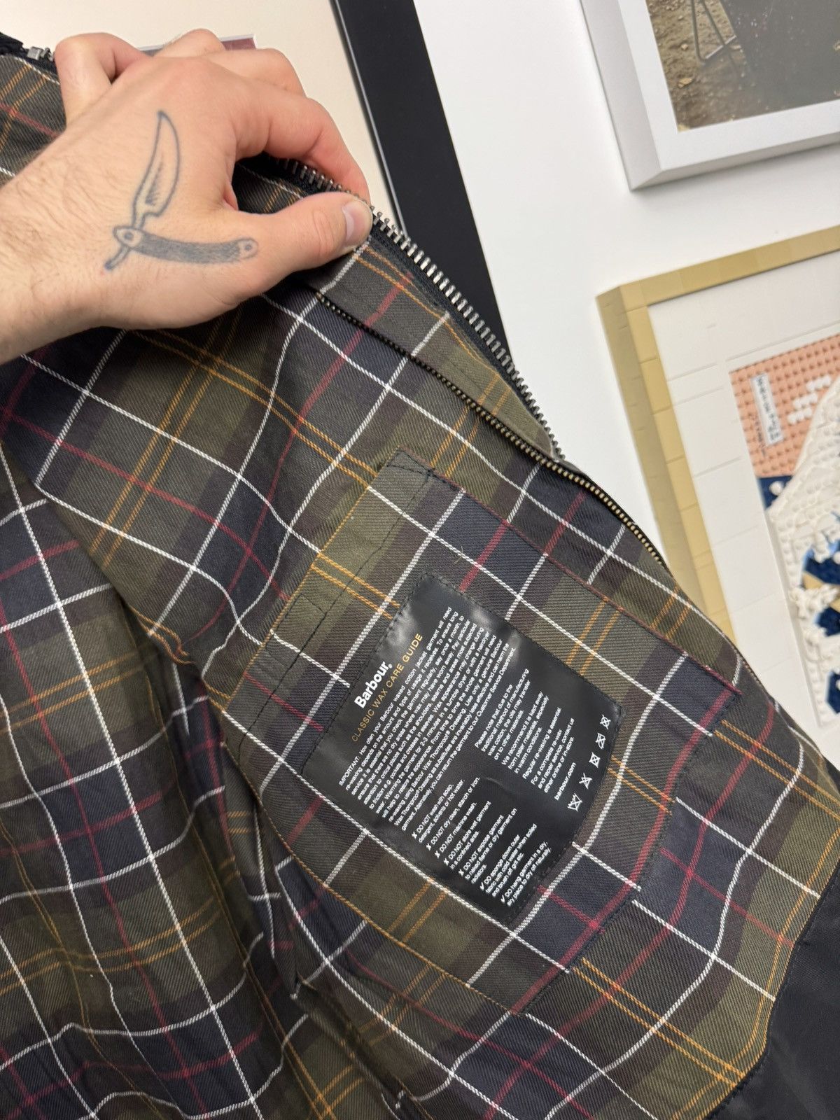 Barbour Barbour Black Waxed Jacket Casual Vintage Wax Corduroy Hype Size US L / EU 52-54 / 3 - 5 Thumbnail